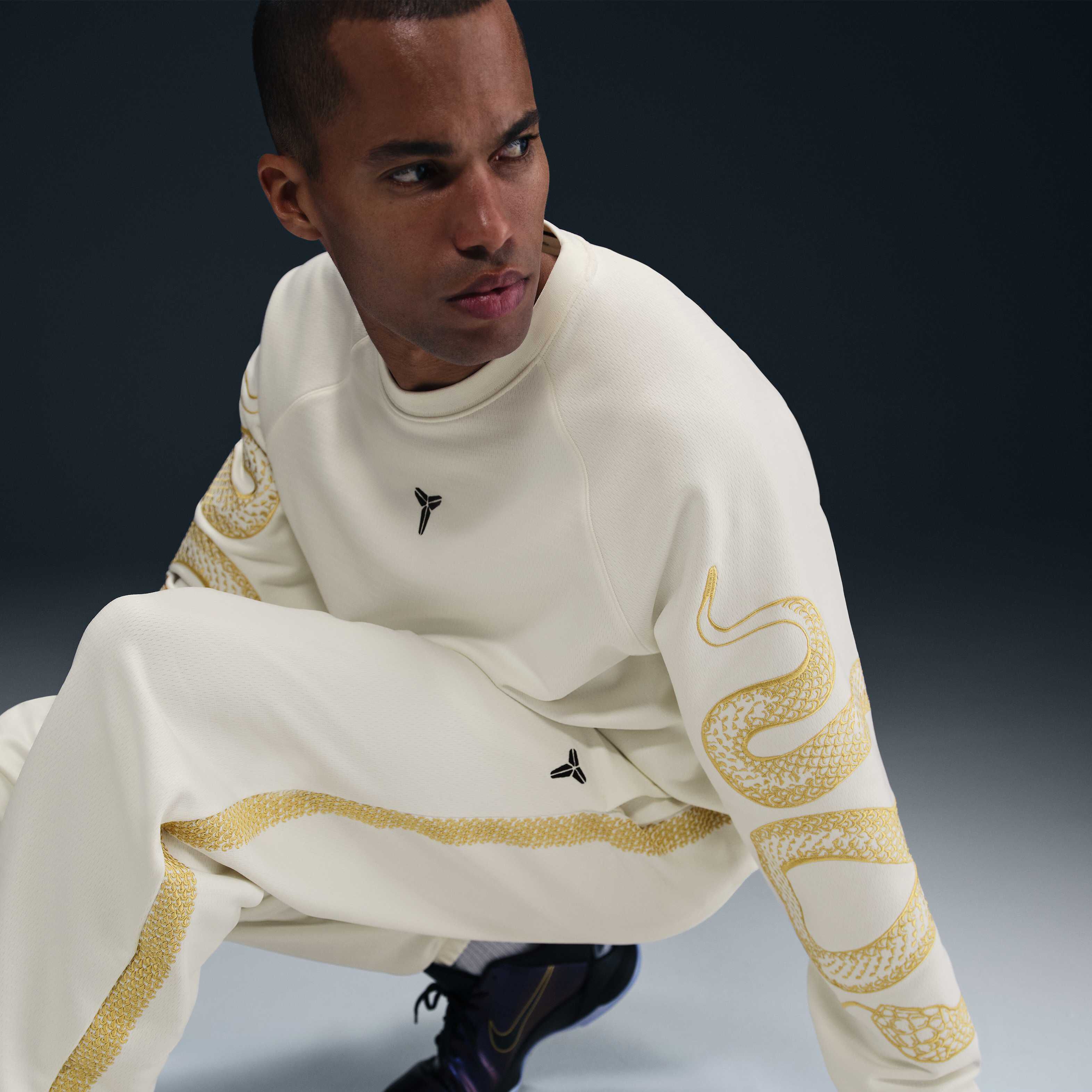 Buy Kobe Therma-FIT Basketball Crew - Sail/Black | Nike Buy Kobe Therma-FIT Basketball Crew - Sail/Black | Nike