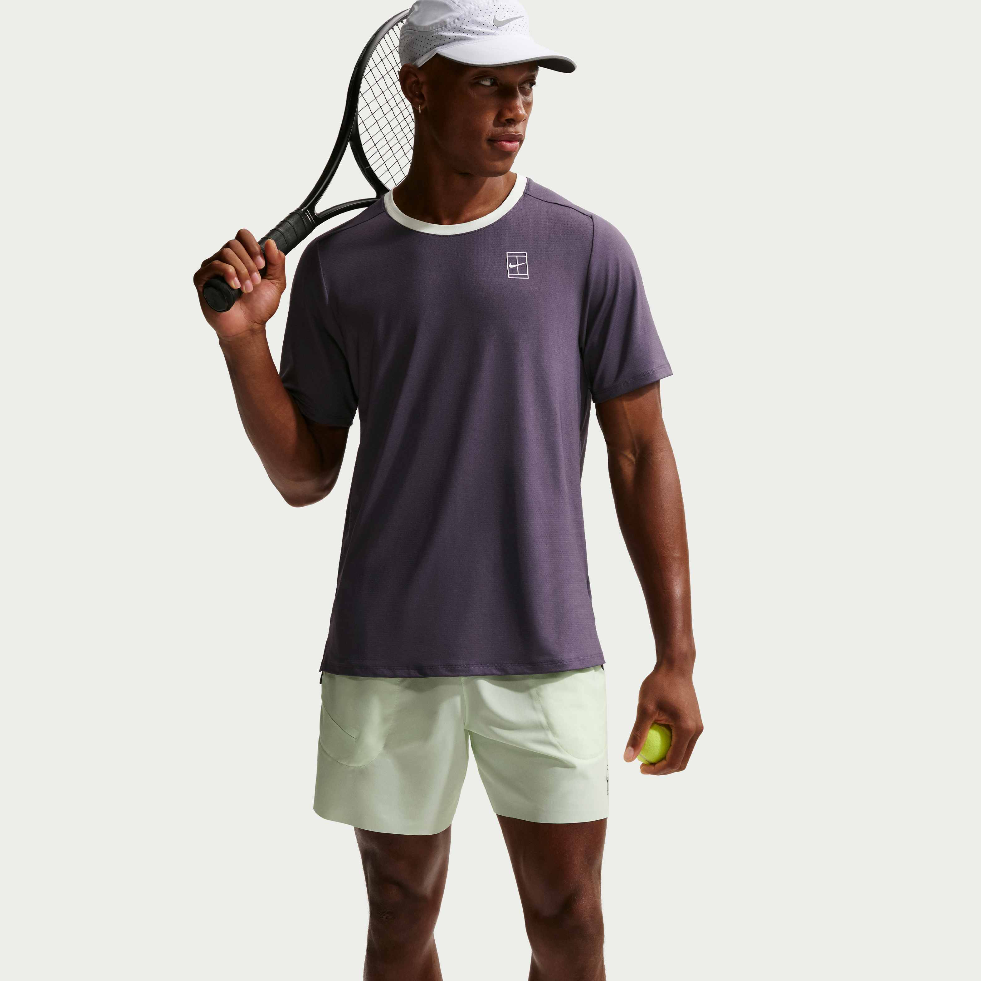 NikeCourt Advantage image number 2