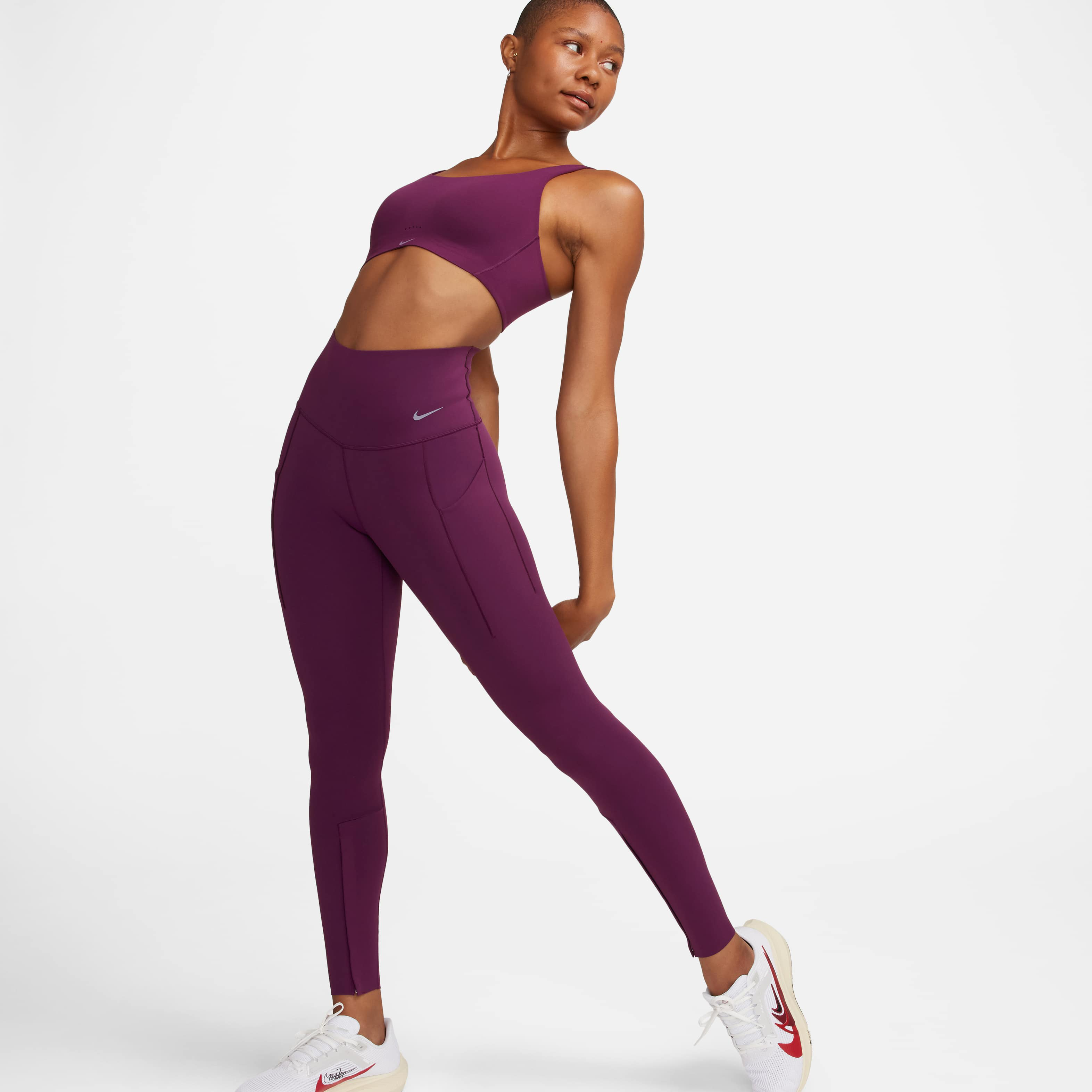 Nike Universa image number 0