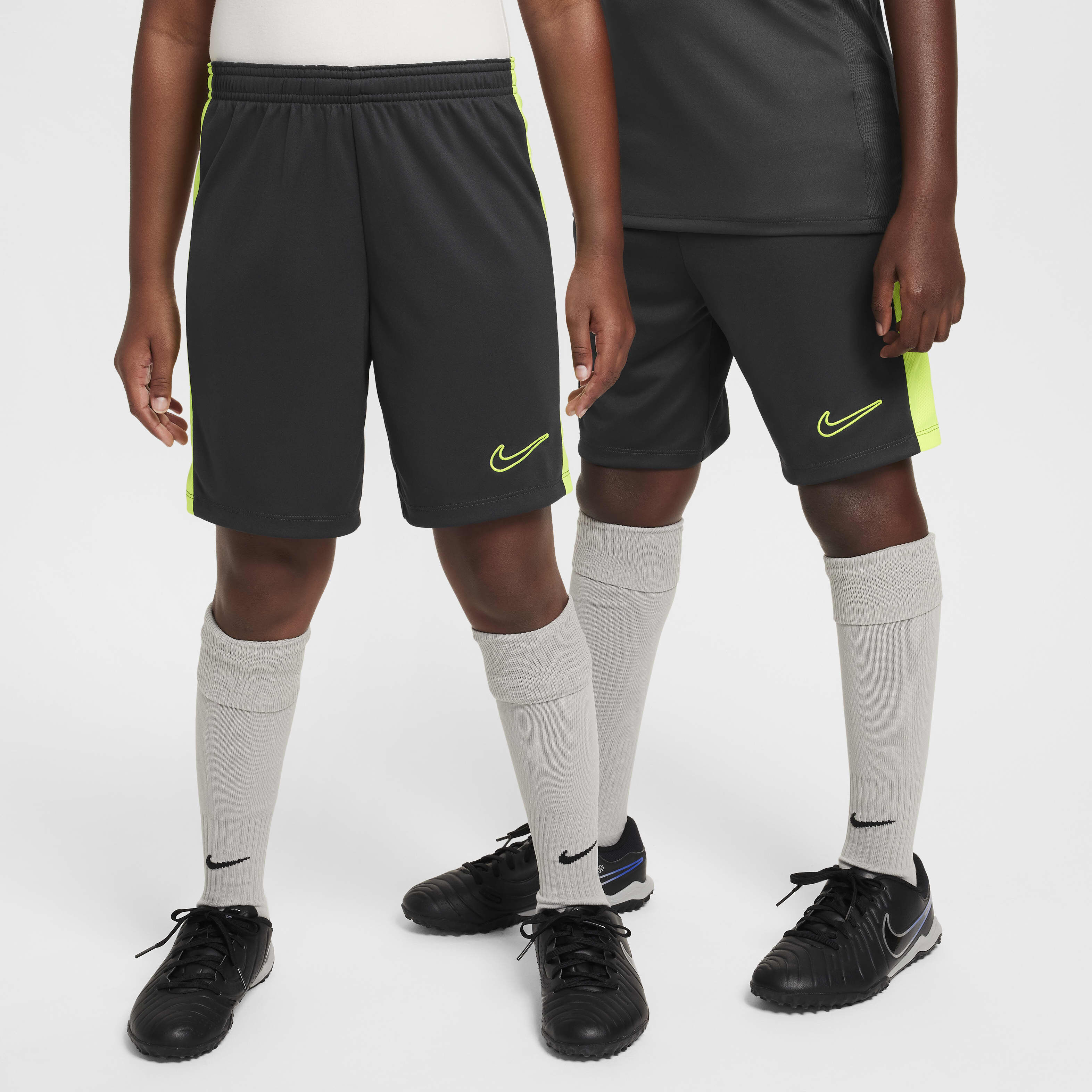 Nike football academy shorts hotsell