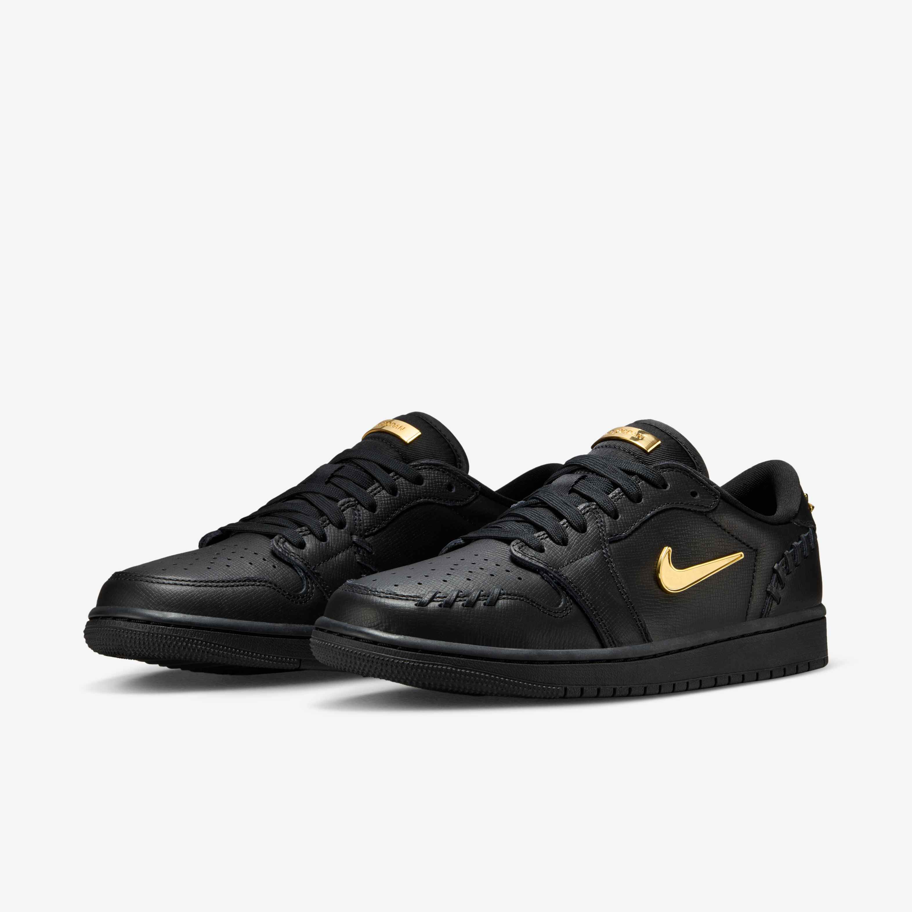 Air Jordan 1 Low Method of Make image number 4