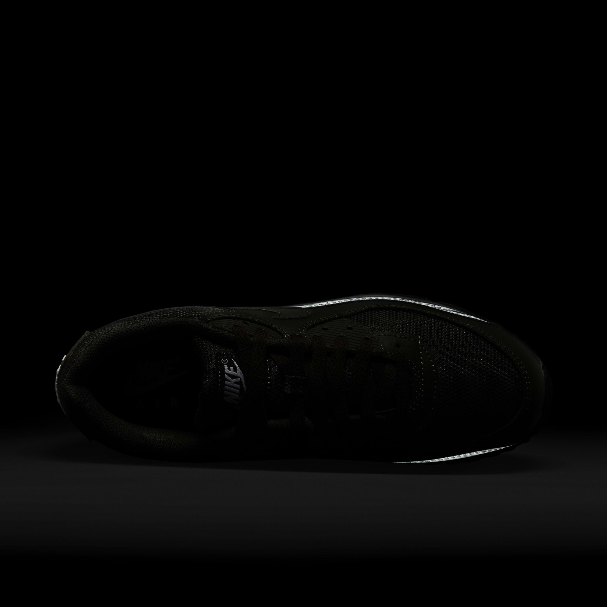 Zoom image