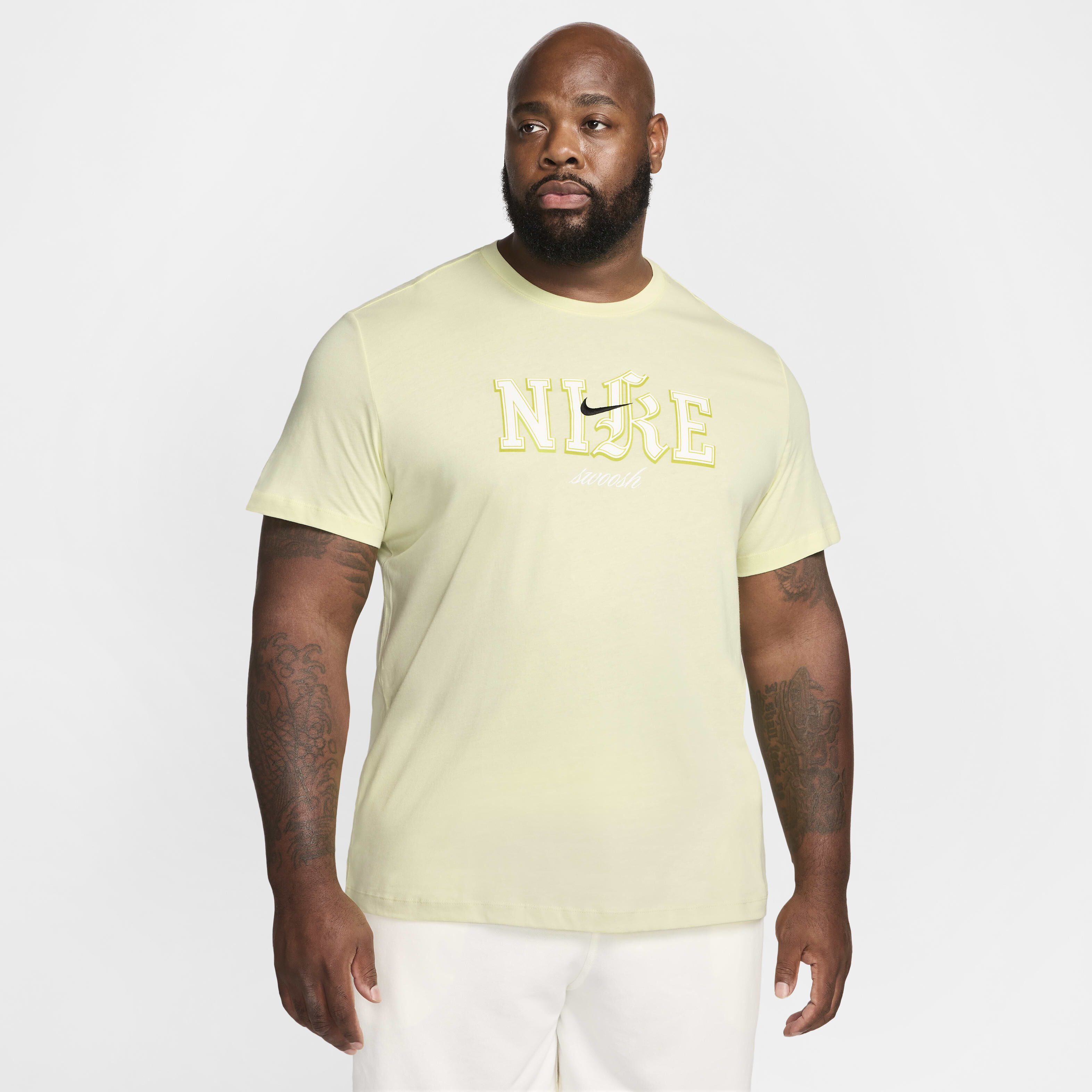 Nike sportswear nere top