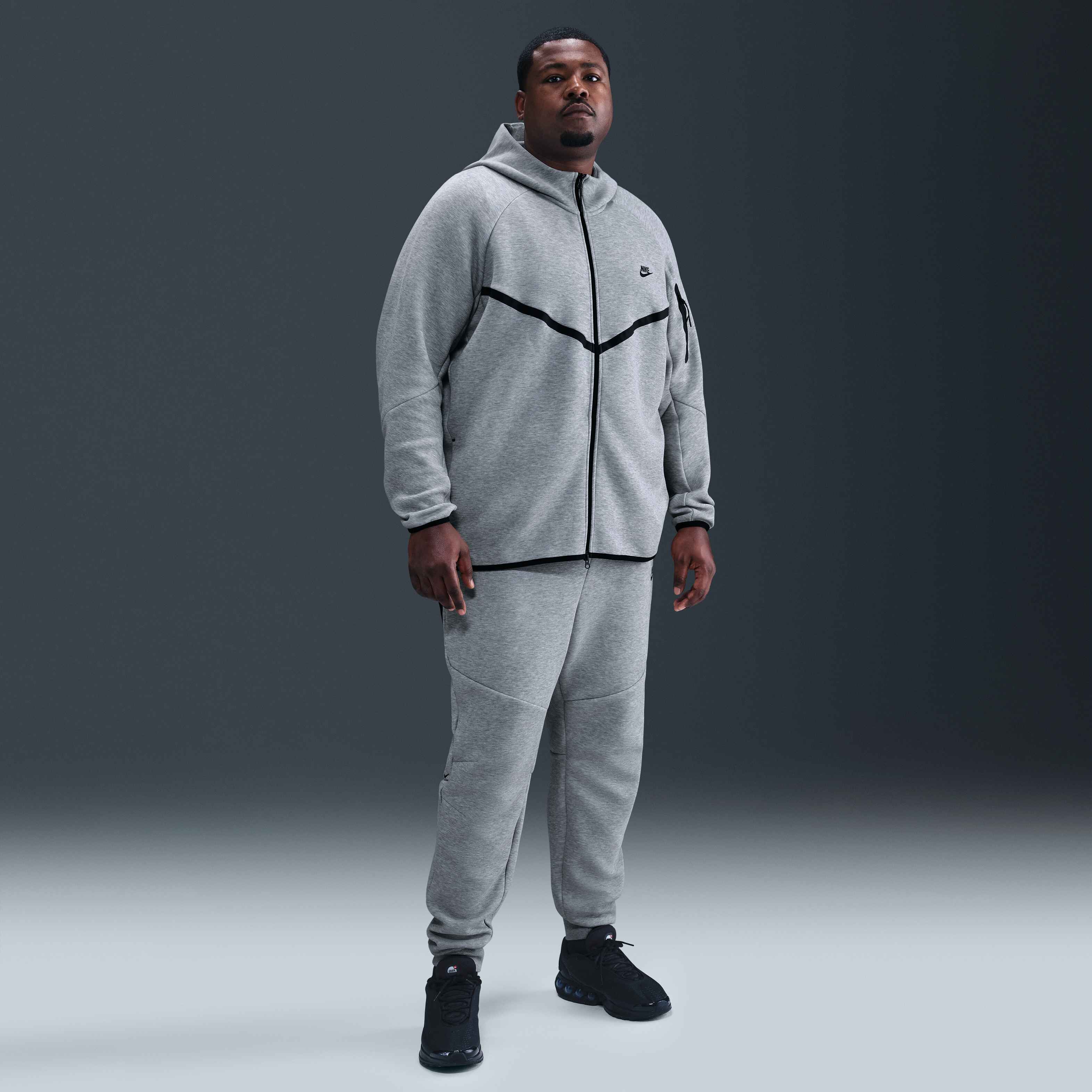 Nike Tech image number 12