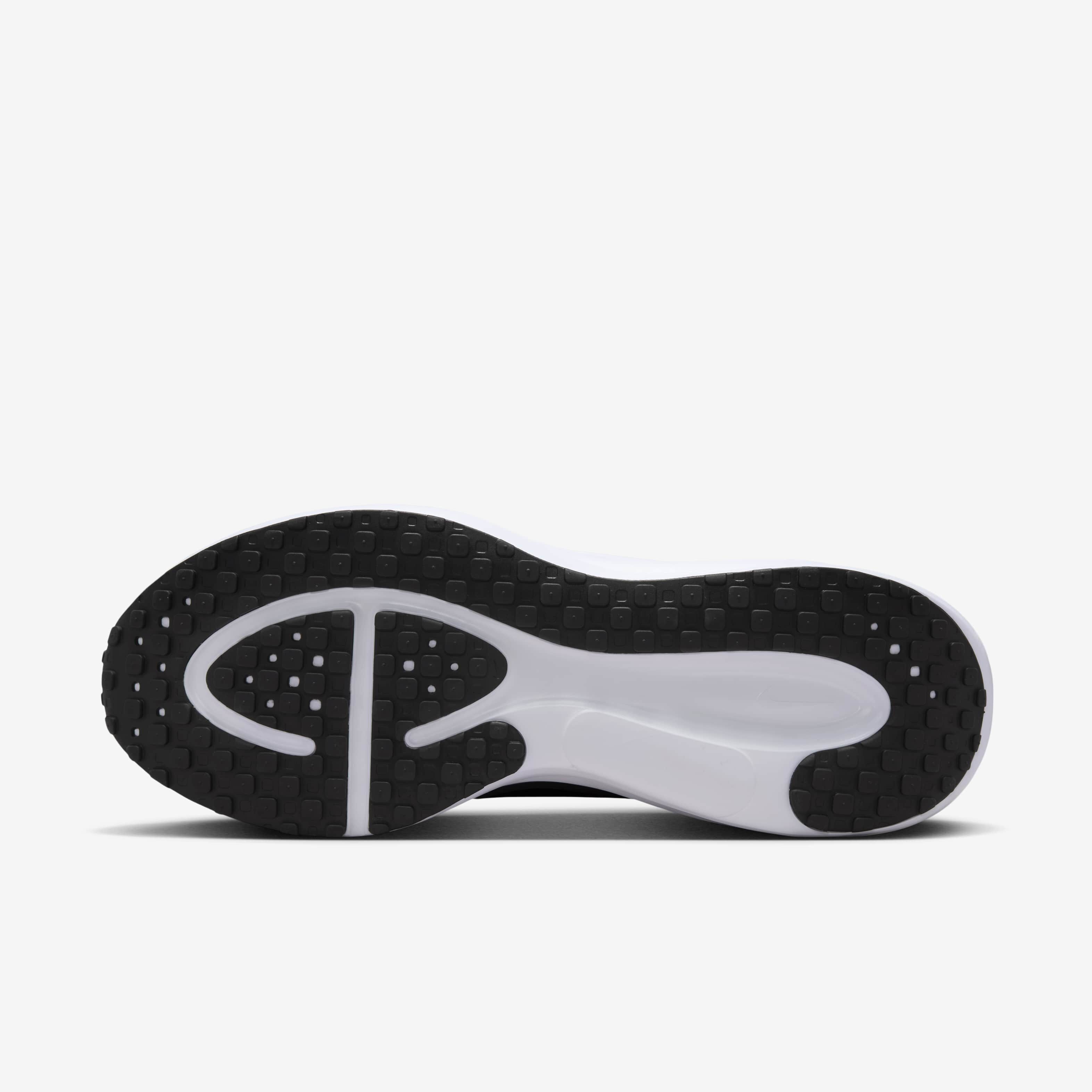 Nike Revolution 8 image number 1