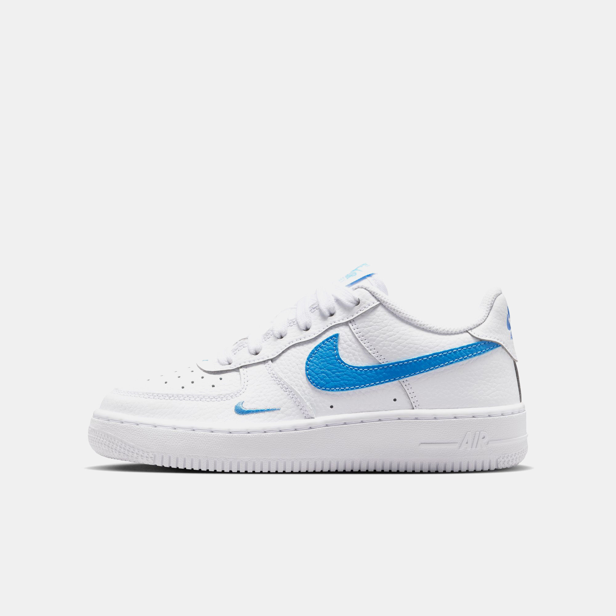Nike Air Force 1 image number 0