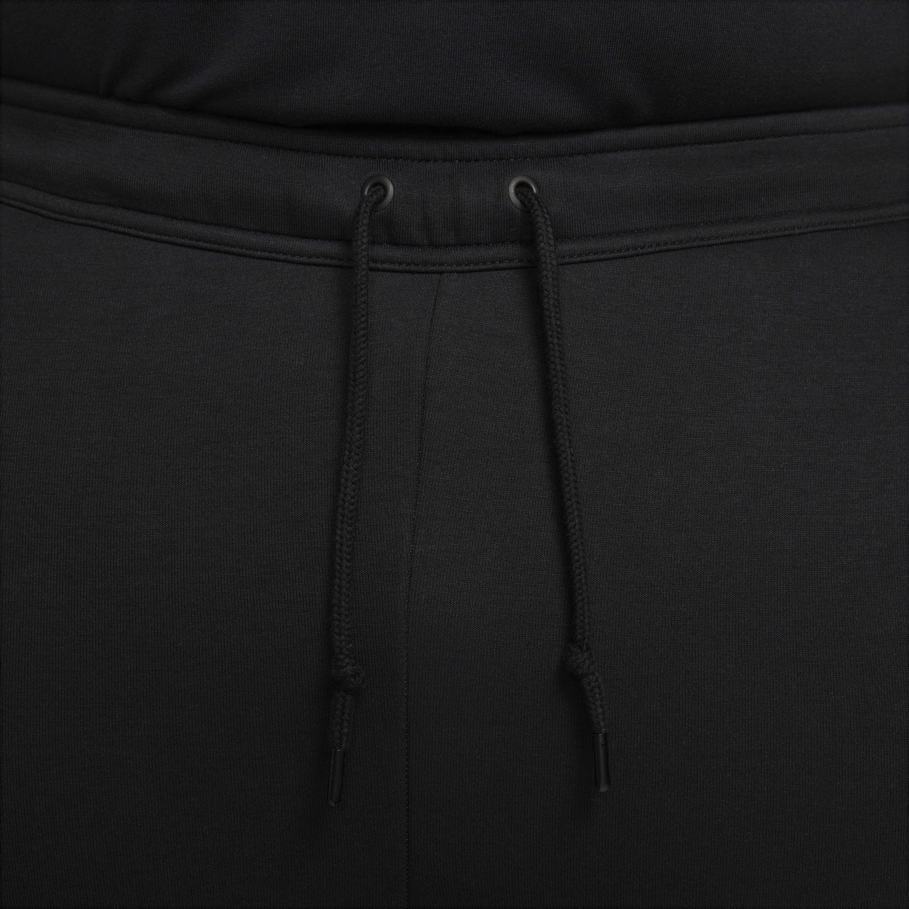 Nike Sportswear Tech Fleece image number 14