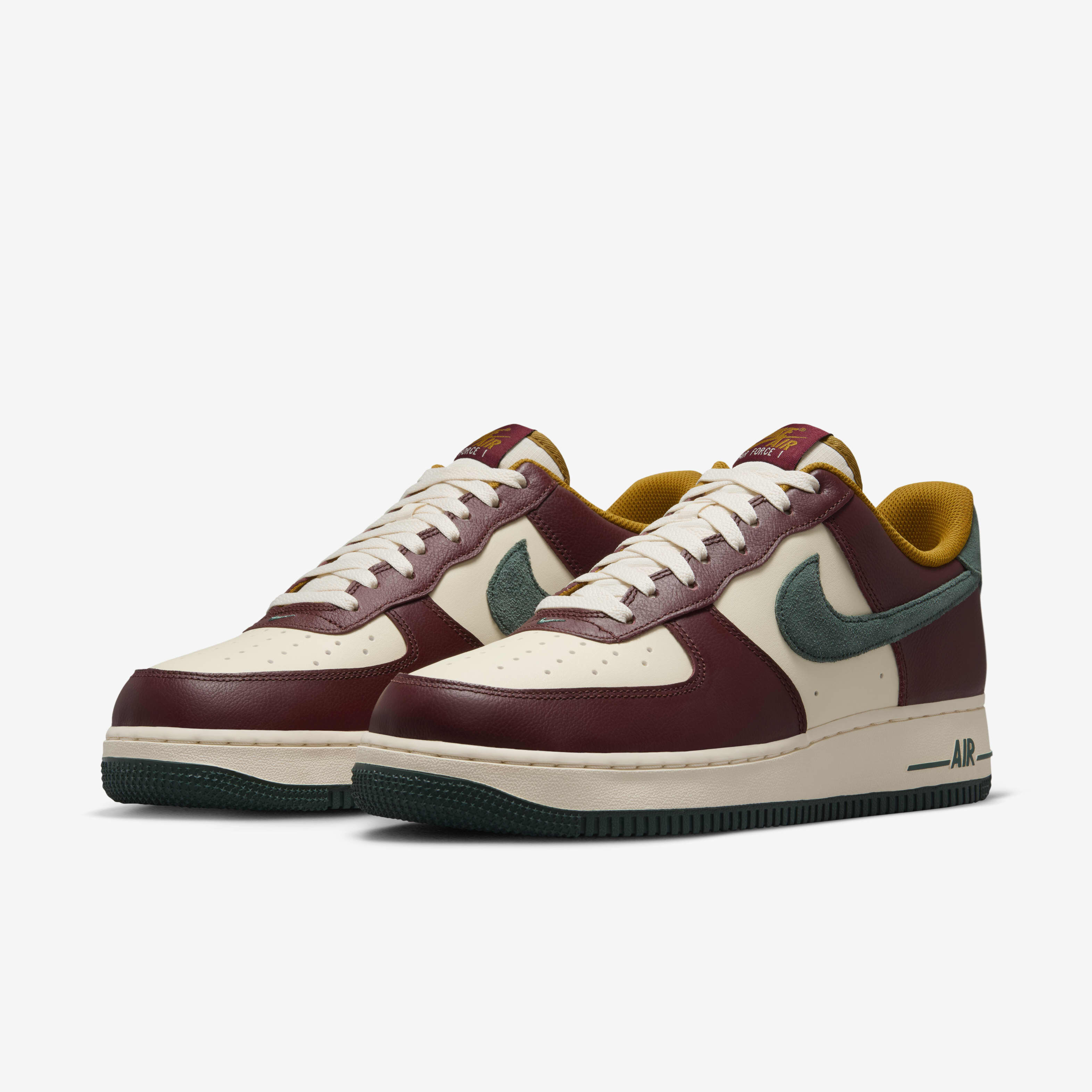 Nike Air Force 1 '07 LV8 image number 4