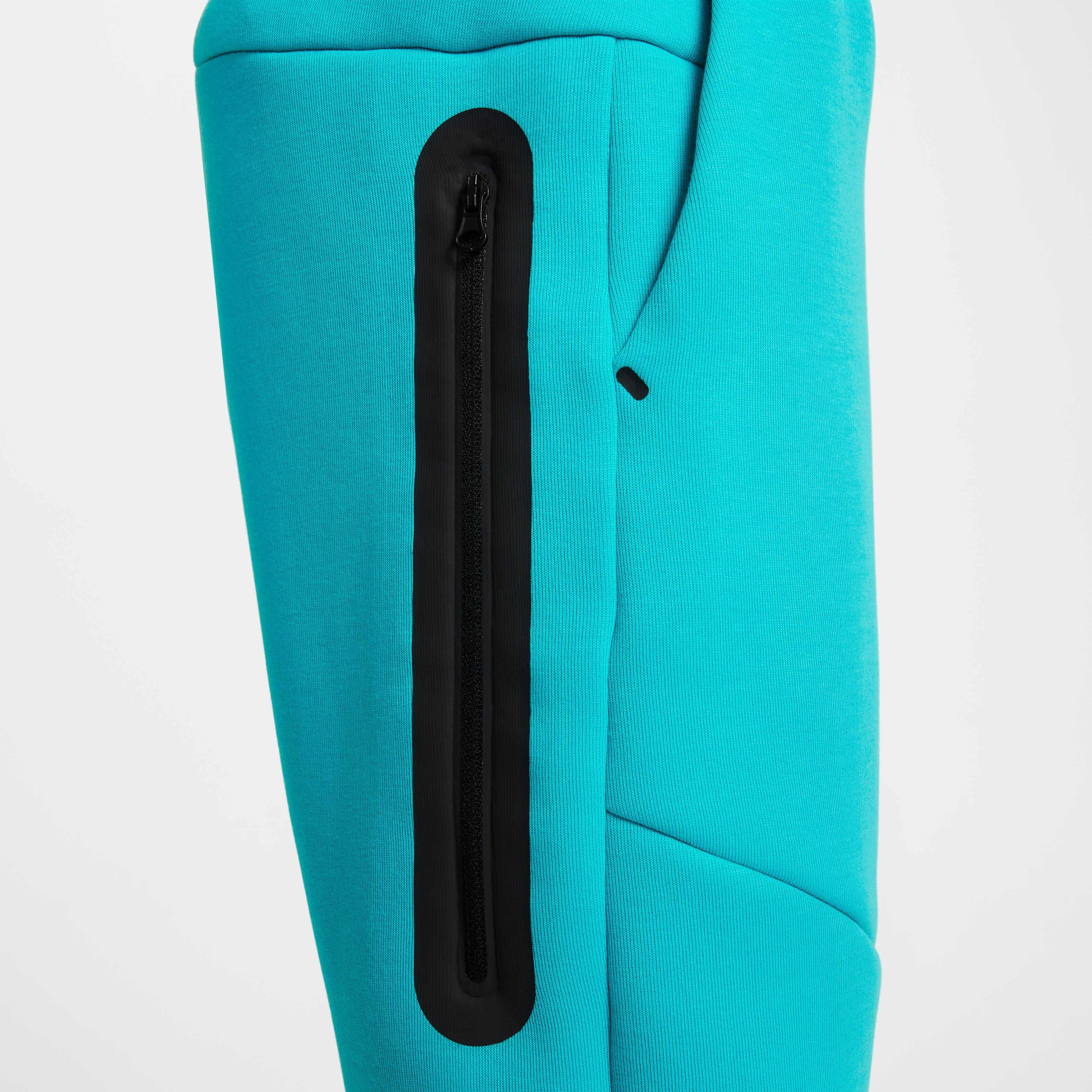 نايكي سبورتسوير تك فليس image number 6