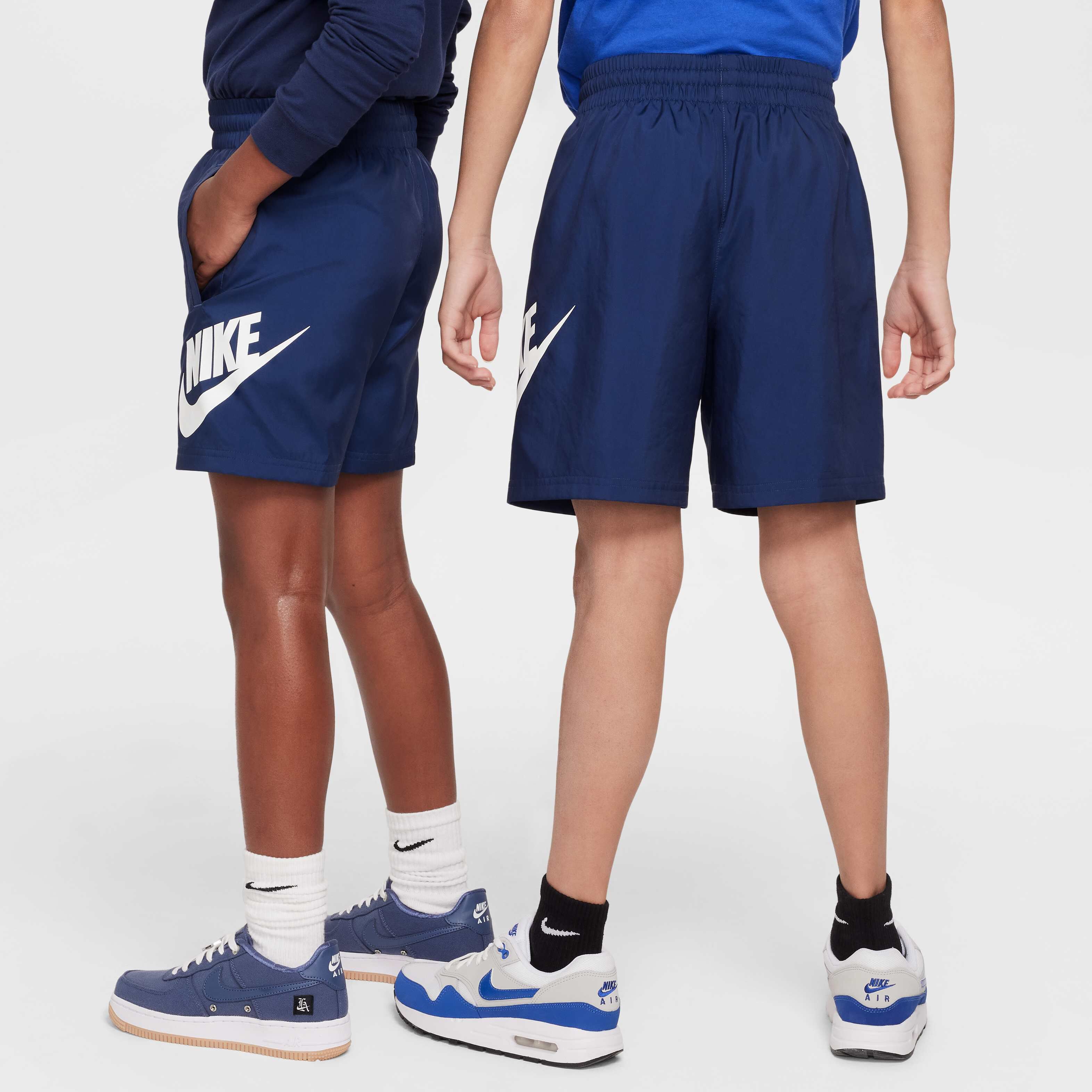 Nike Sportswear Club image number 1