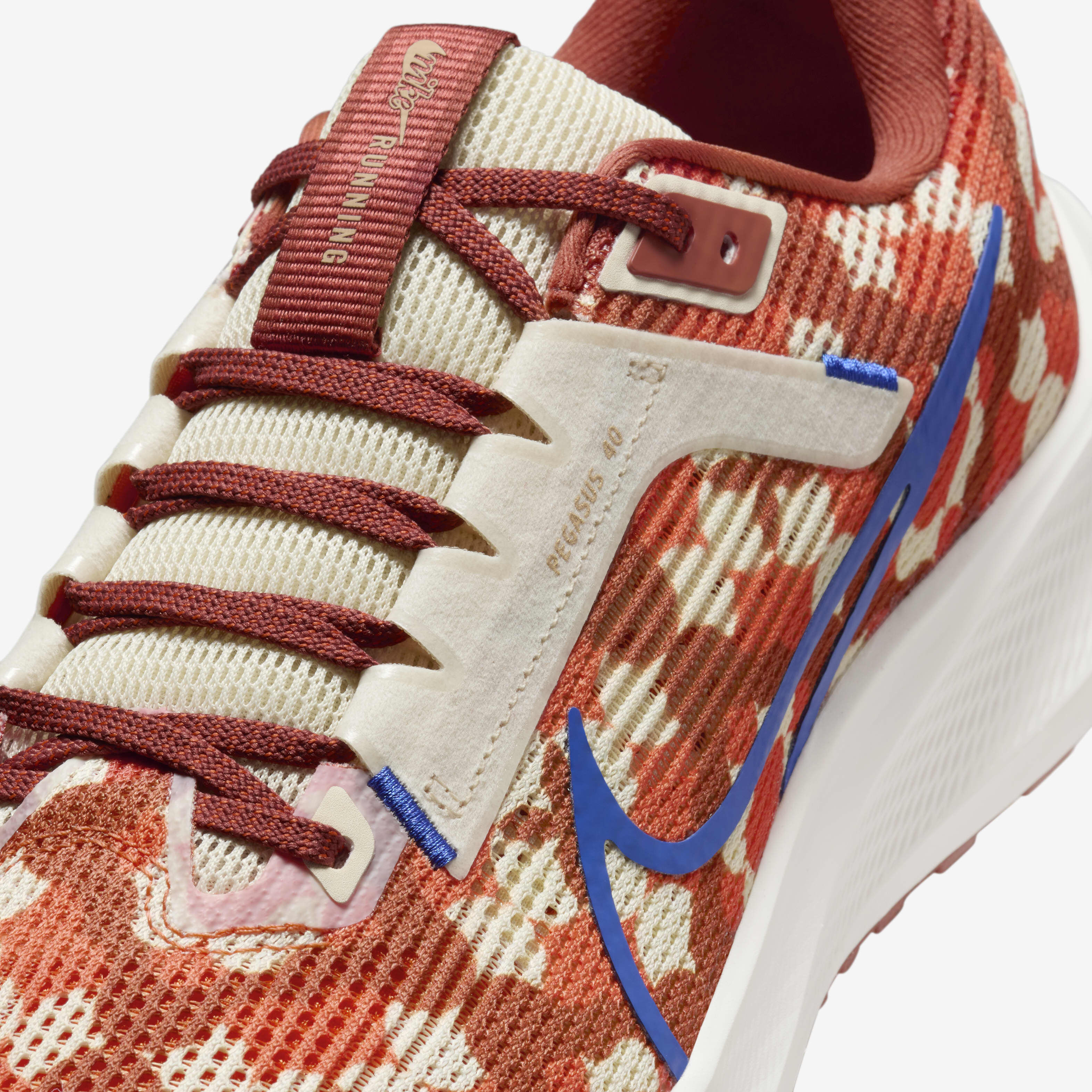Air zoom pegasus 36 premium women's running shoe clearance