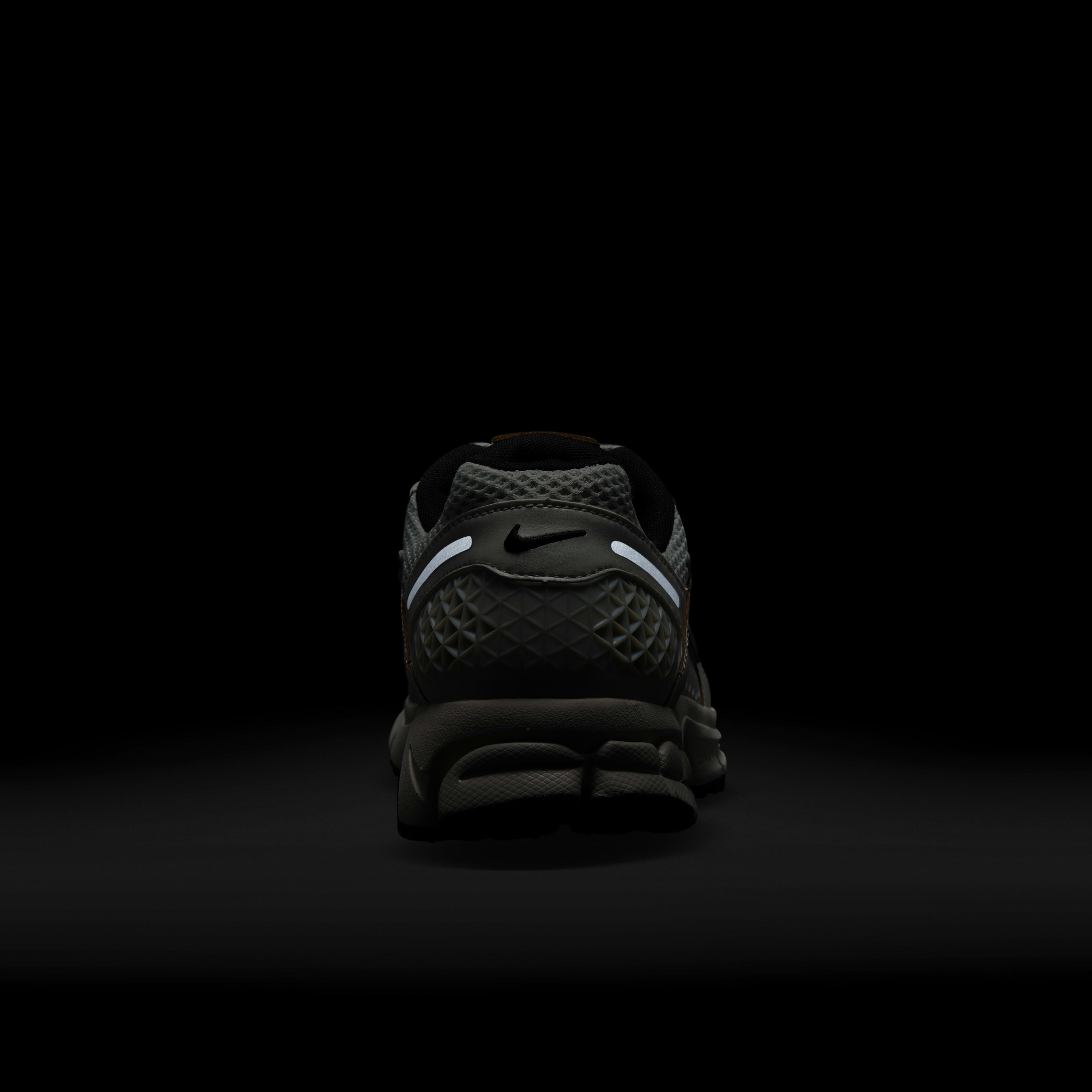 Nike Zoom Vomero 5 image number 9