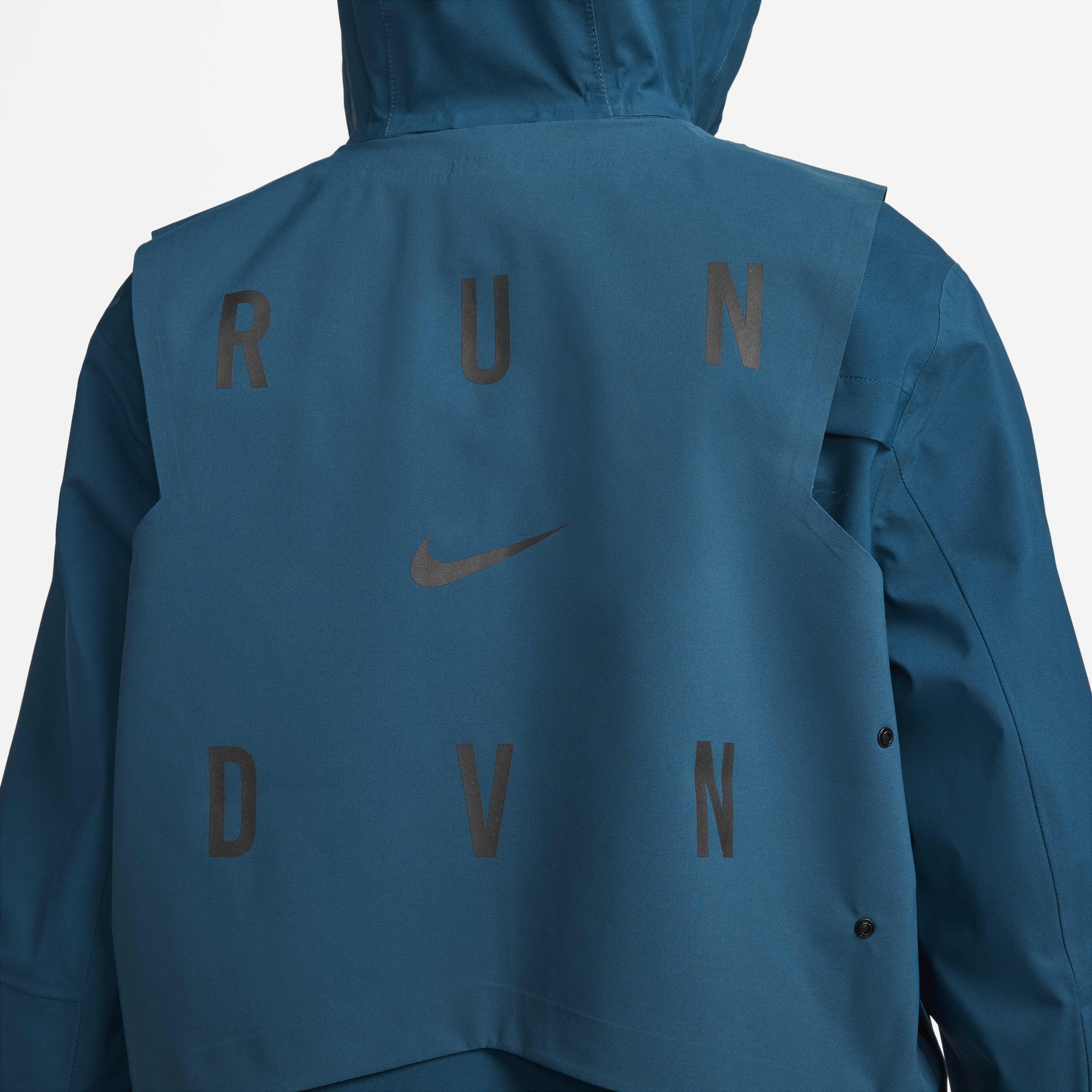 Nike Storm-FIT Run Division image number 6