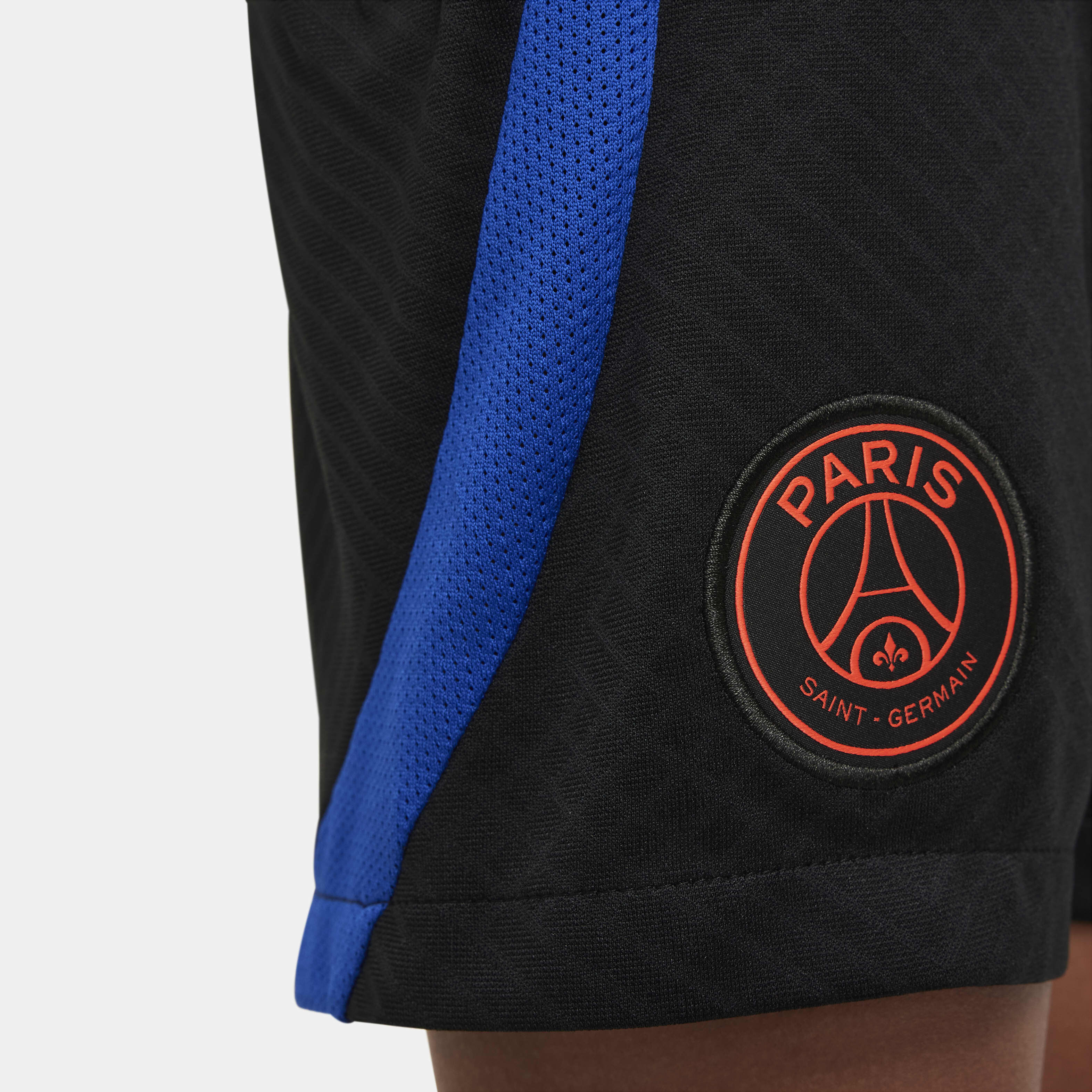 باريس سان جيرمان سترايك الاحتياطي image number 6