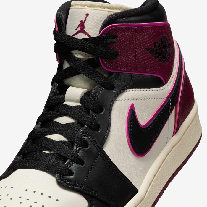 Air Jordan 1 Mid SE image number 6 Air Jordan 1 Mid SE image number 6