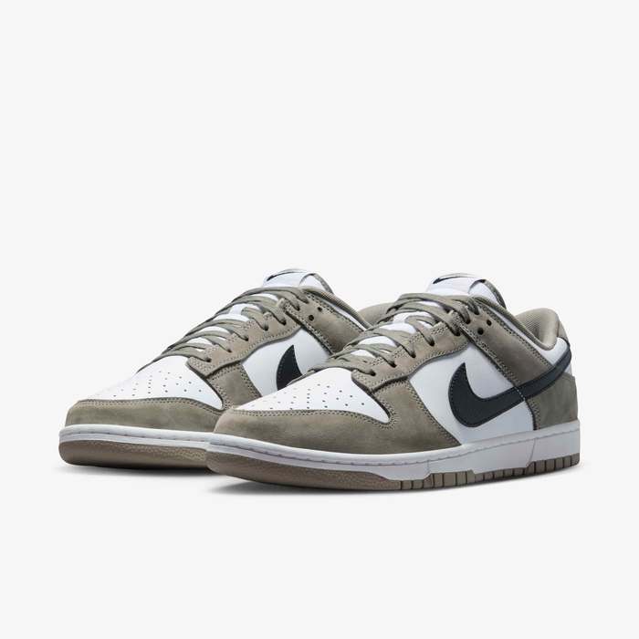 Nike Dunk Low image number 4 Nike Dunk Low image number 4