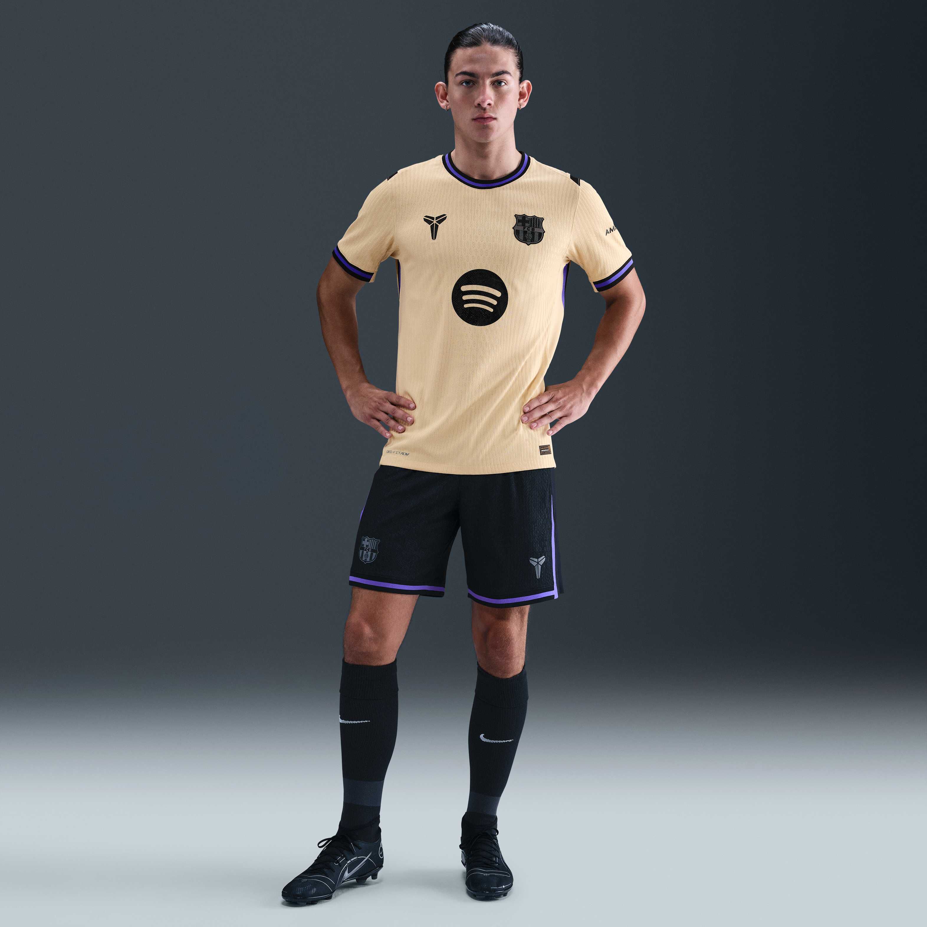 Nike FC Barcelona 01-02 アウェイシャツ ベージュ Buy F.C. Barcelona 2025/26 Match Away Men's Kobe Dri-FIT ADV