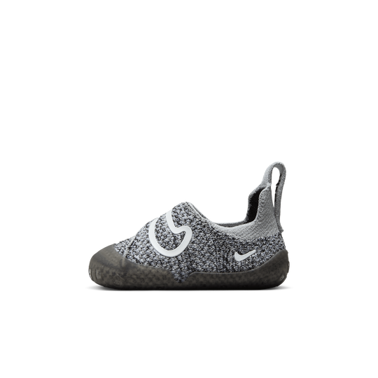 Swoosh shoes nike best sale