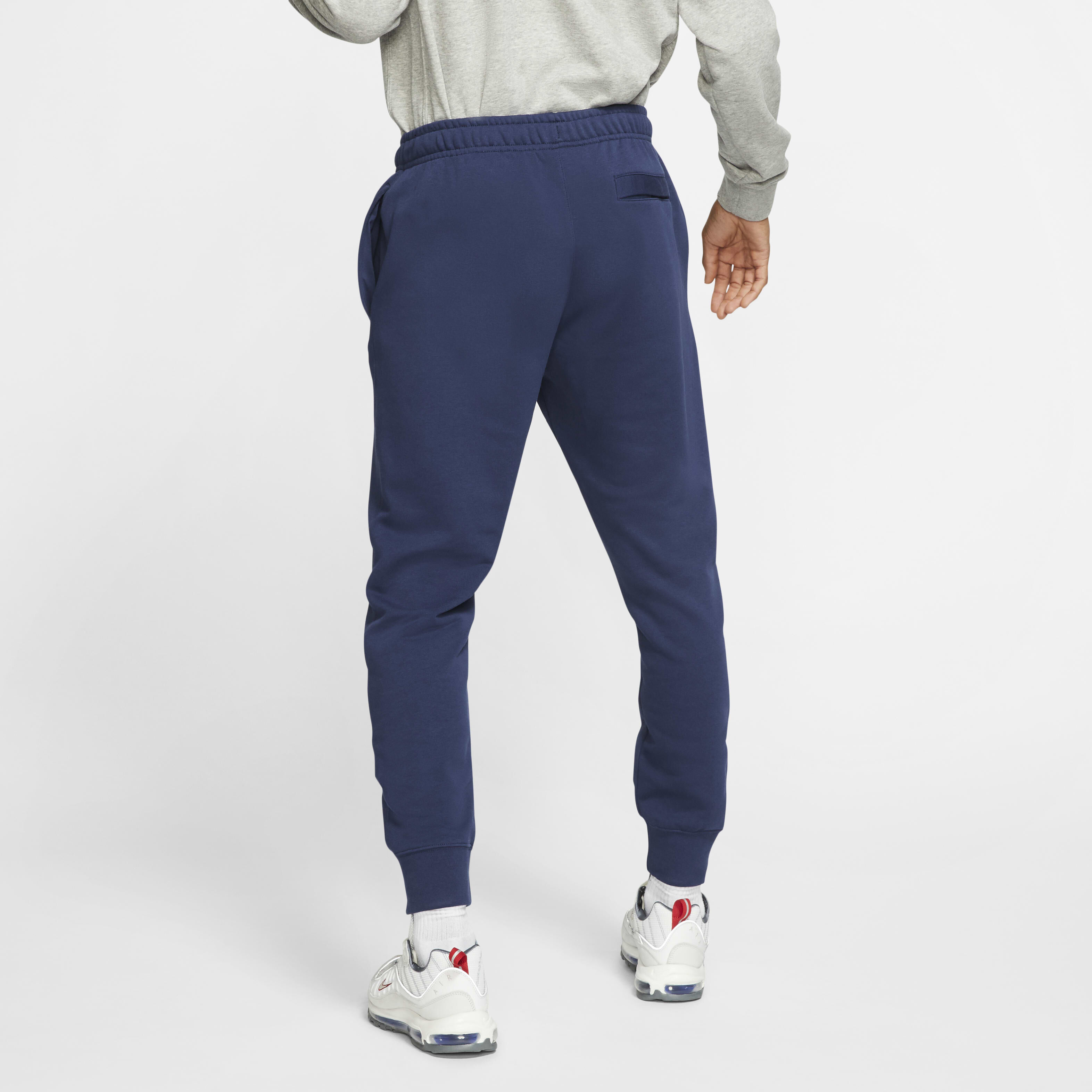 Buy Nike Sportswear Club Men s Joggers Nike Saudi Official