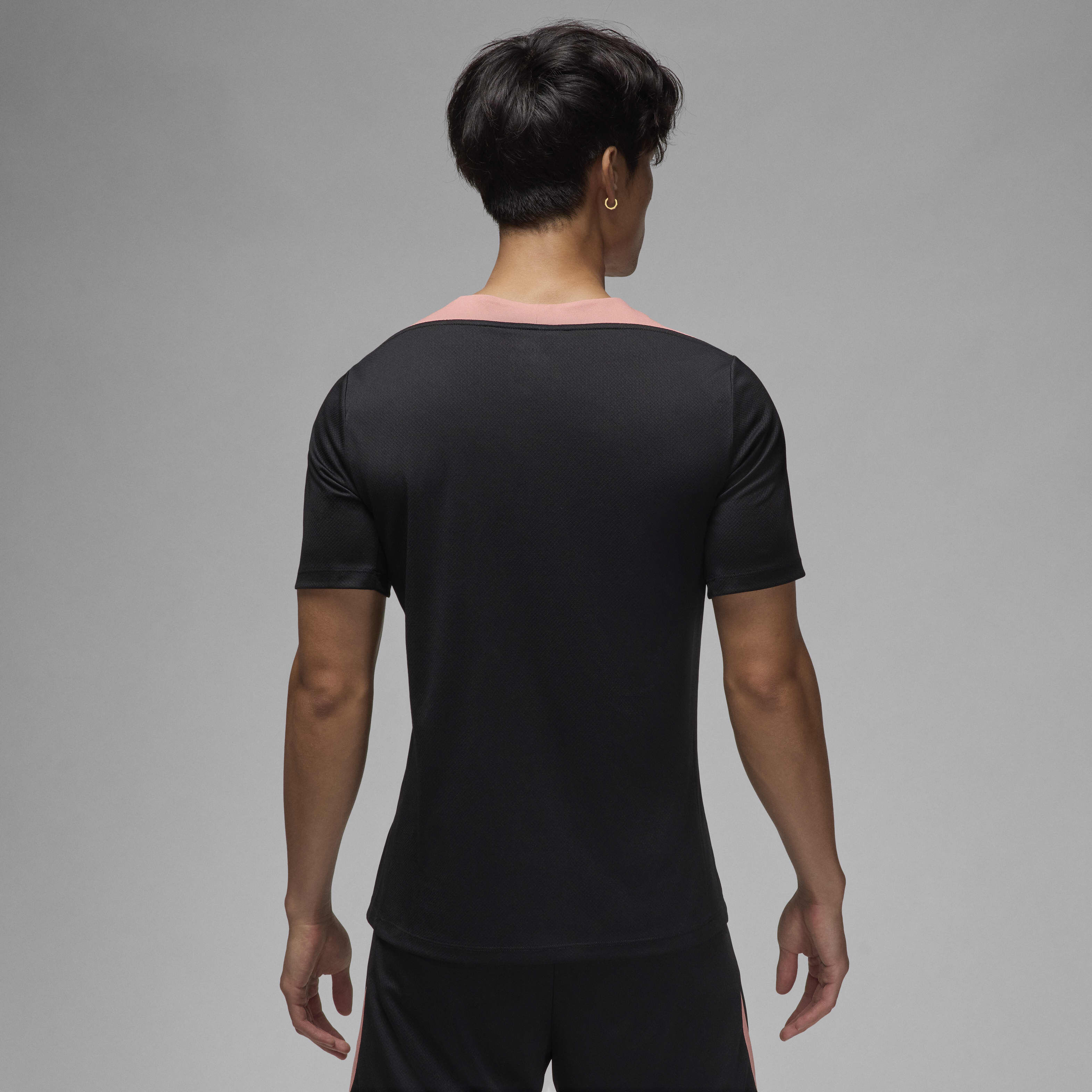 باريس سان جيرمان سترايك البديل image number 1