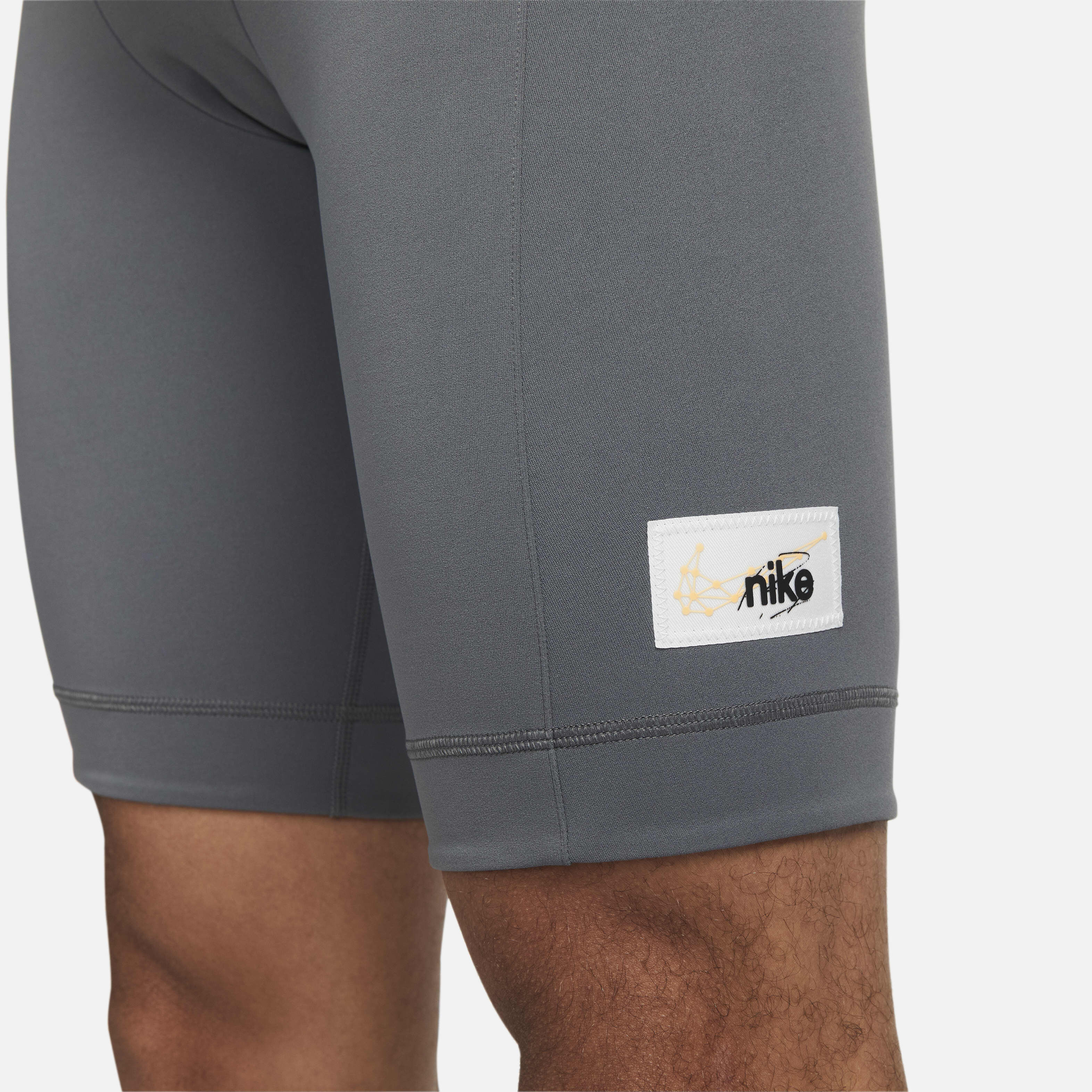 Nike Dri-FIT Infinalon D.Y.E. image number 3