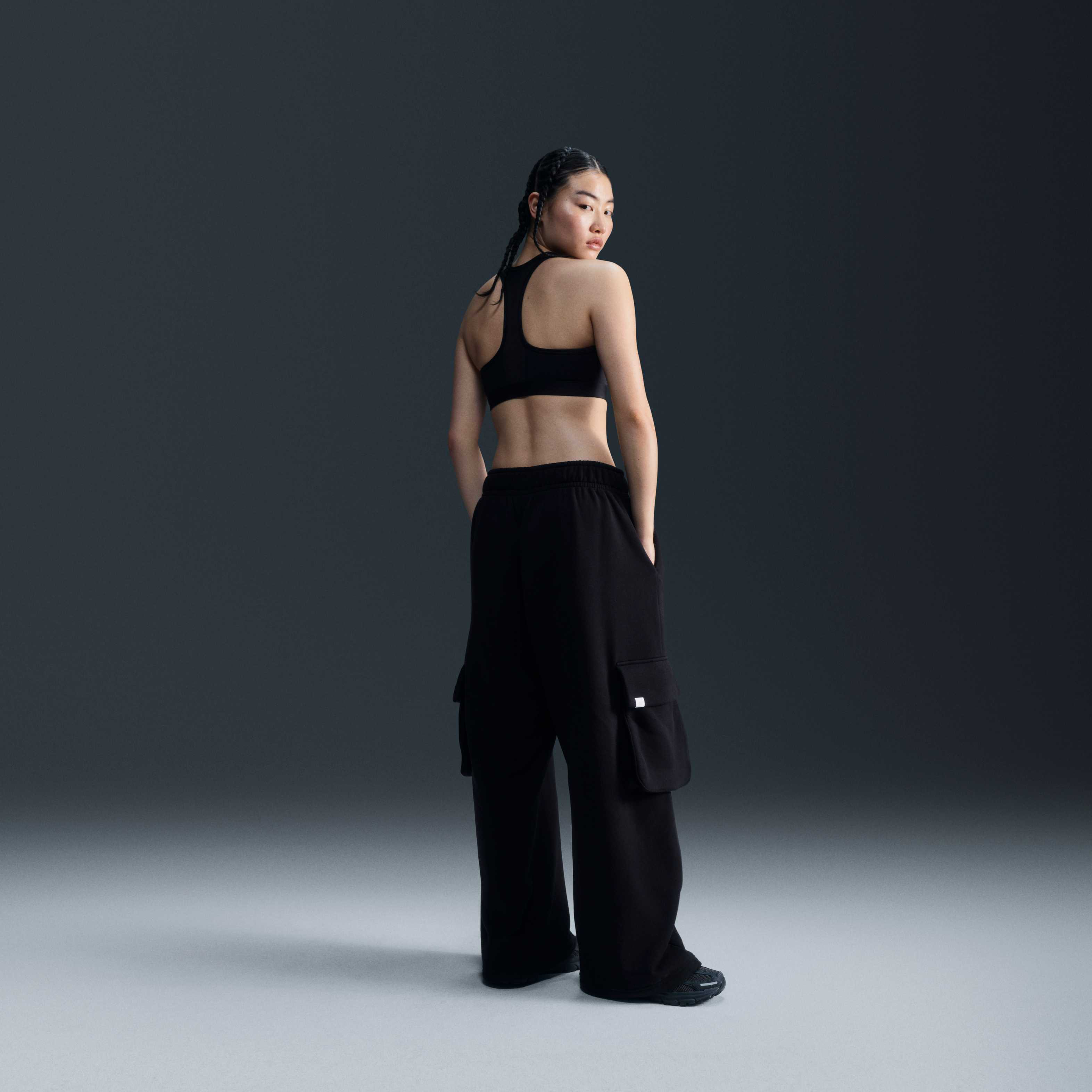 نايكي سبورتسوير image number 4