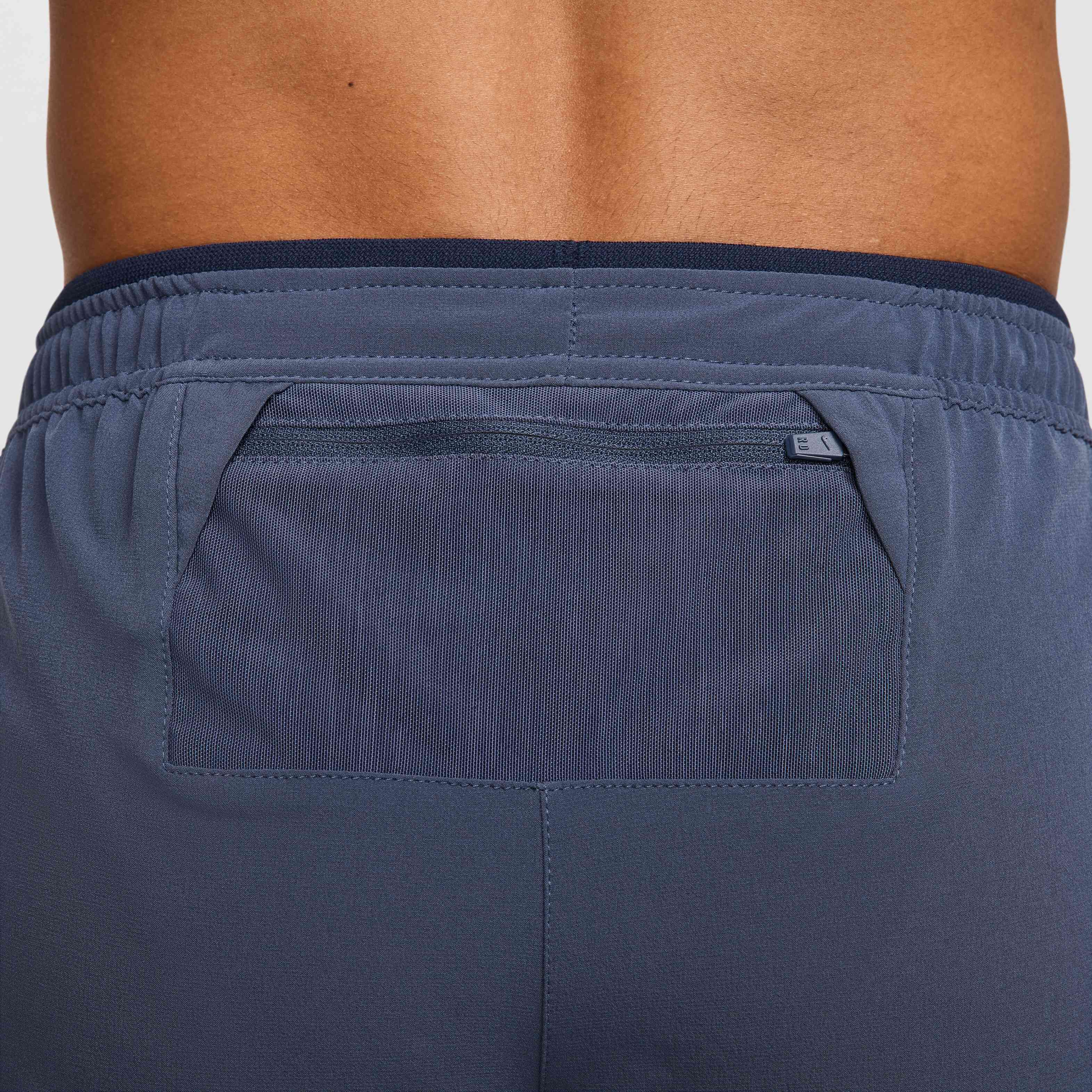 Nike Phenom Running Division image number 4