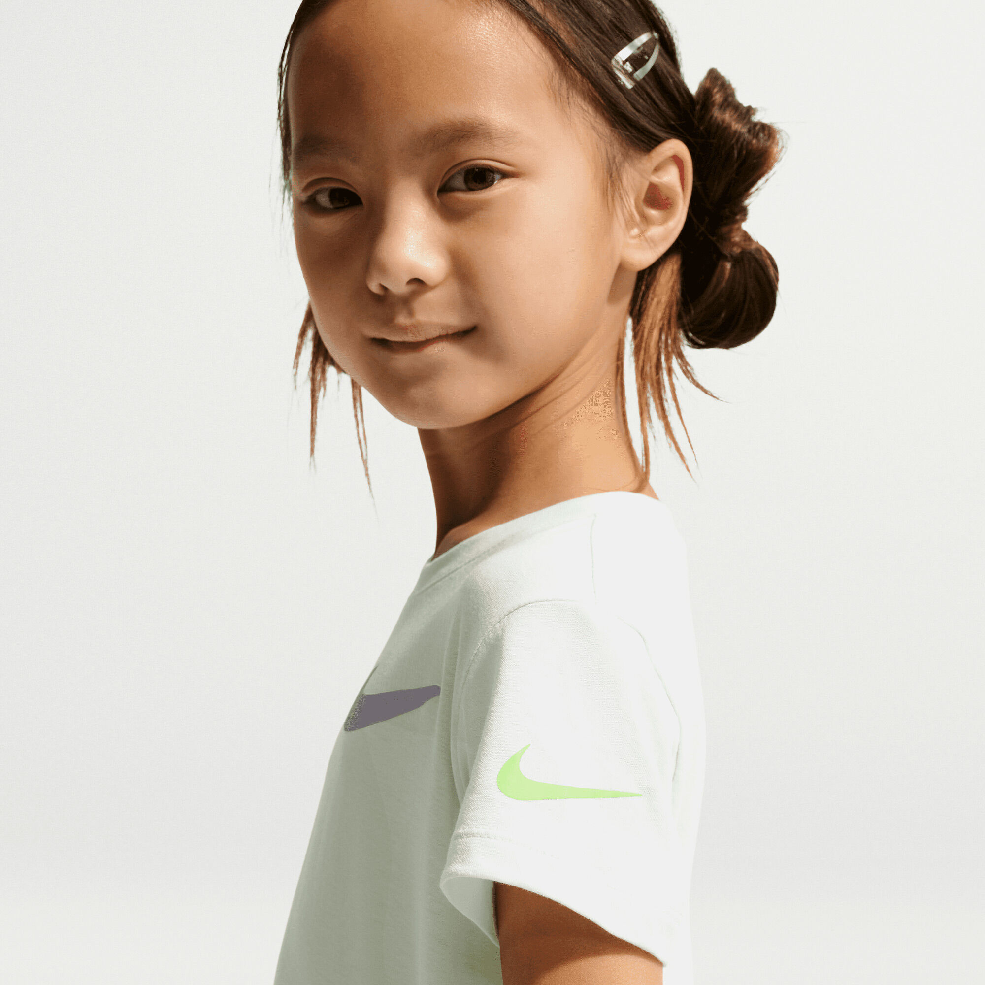 Nike Bold Play image number 3