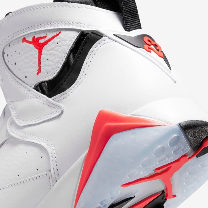 Air Jordan 7 Retro image number 7 Air Jordan 7 Retro image number 7