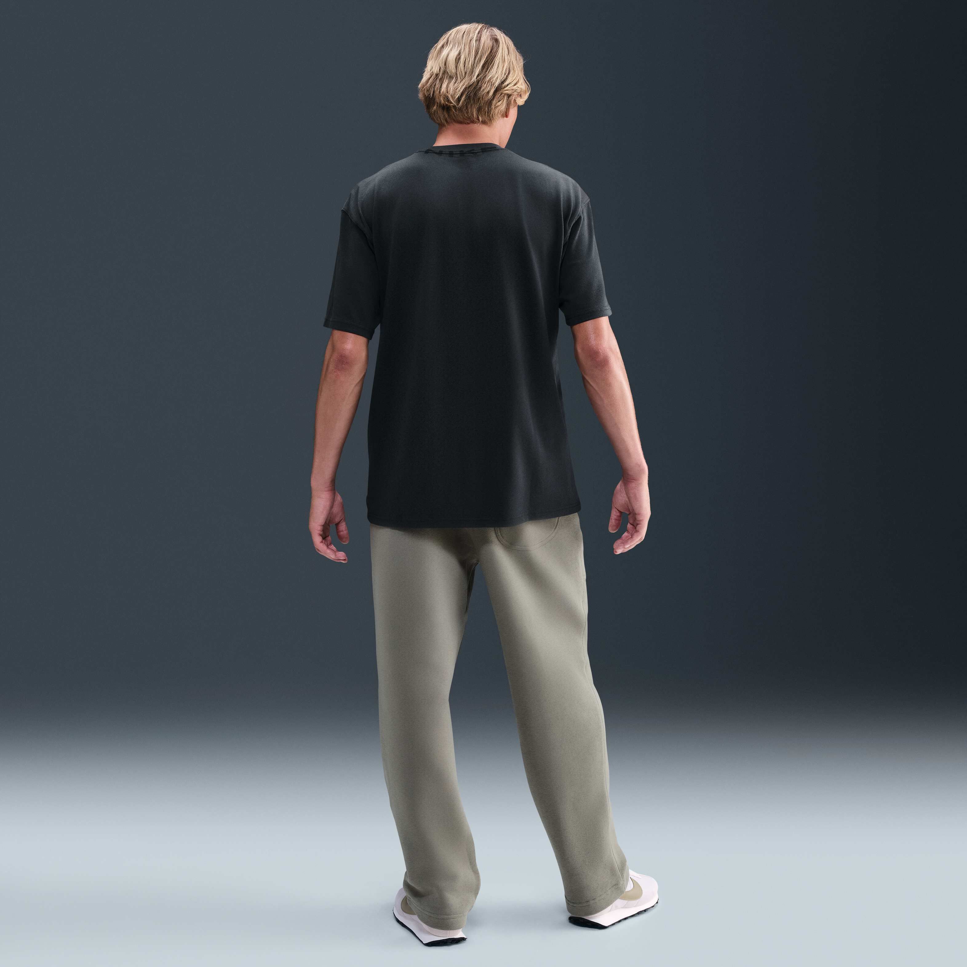 نايكي سبورتسوير image number 4