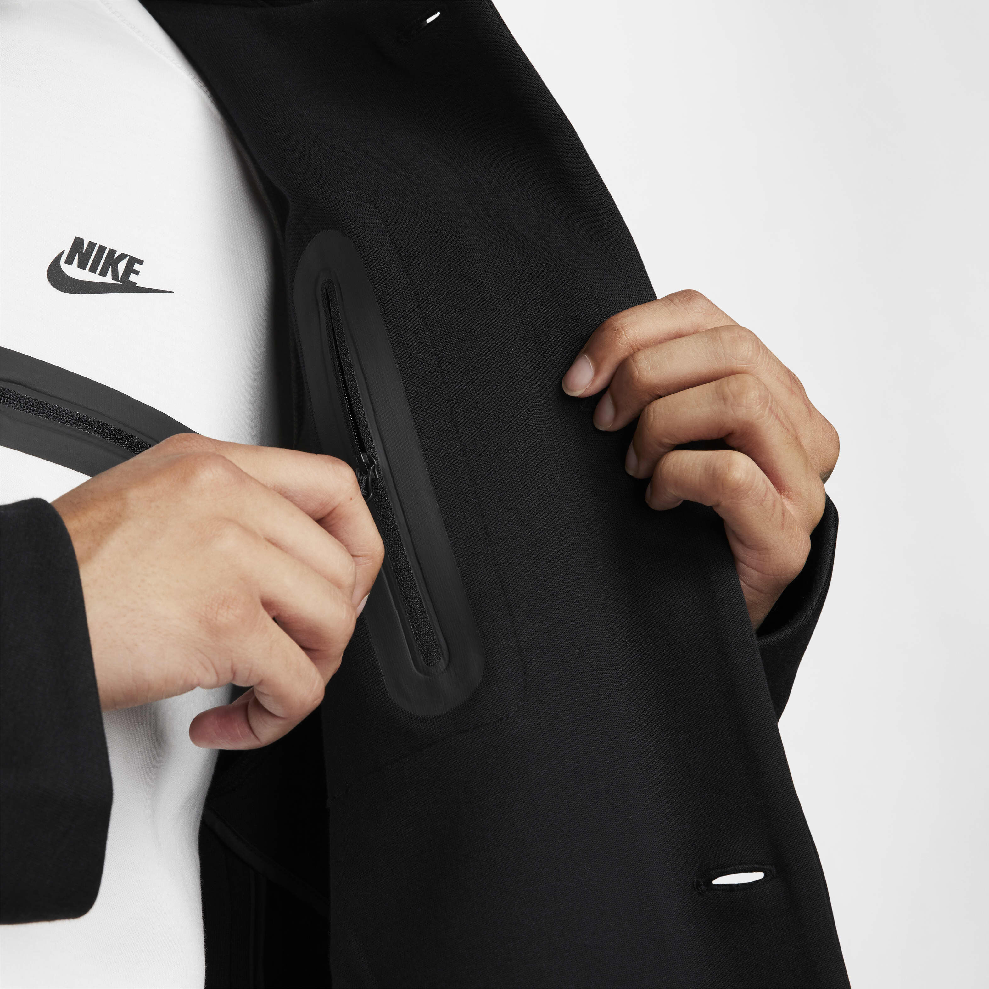 Nike Sportswear Tech Fleece Re-Imagined image number 8