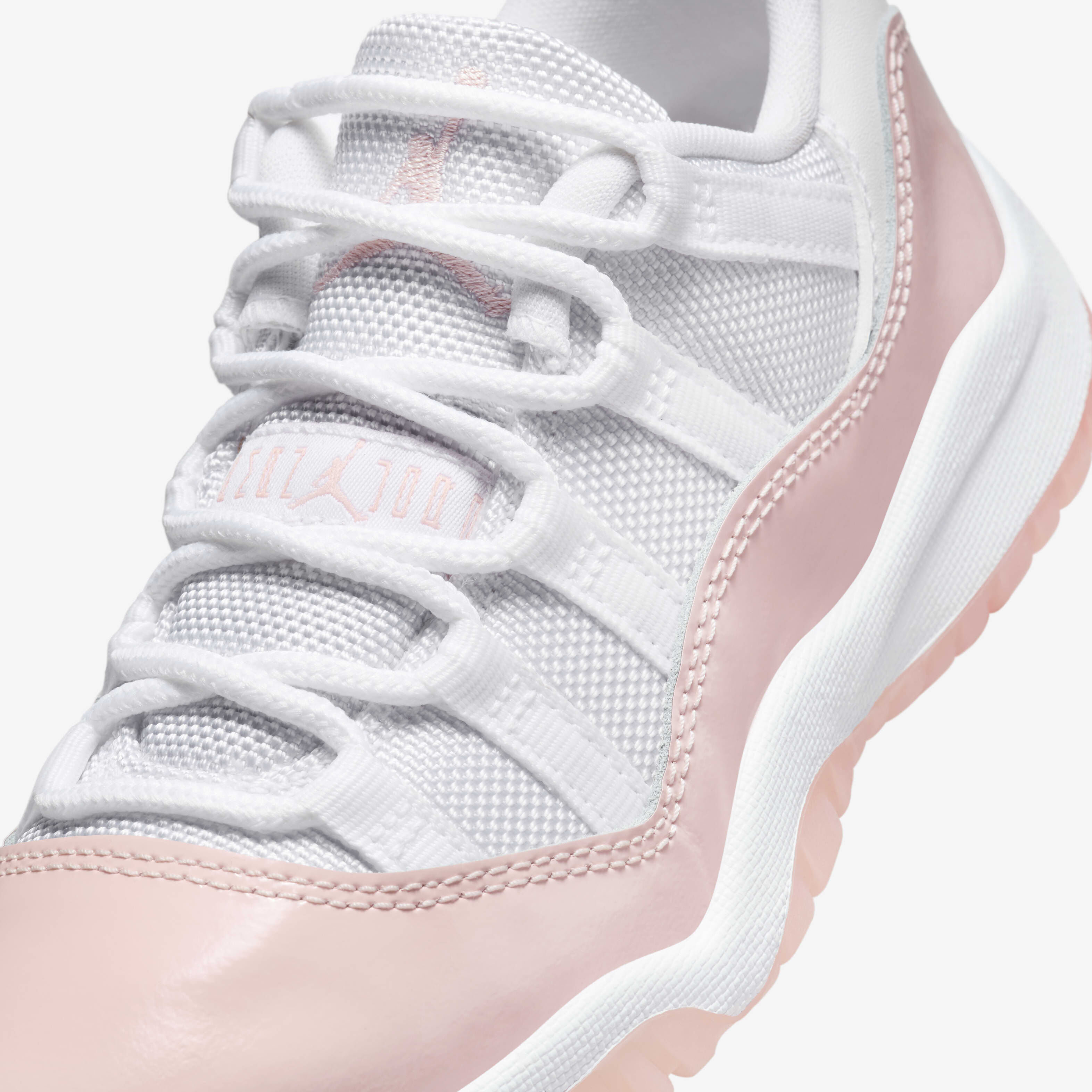 Jordan 11 Retro Low image number 6