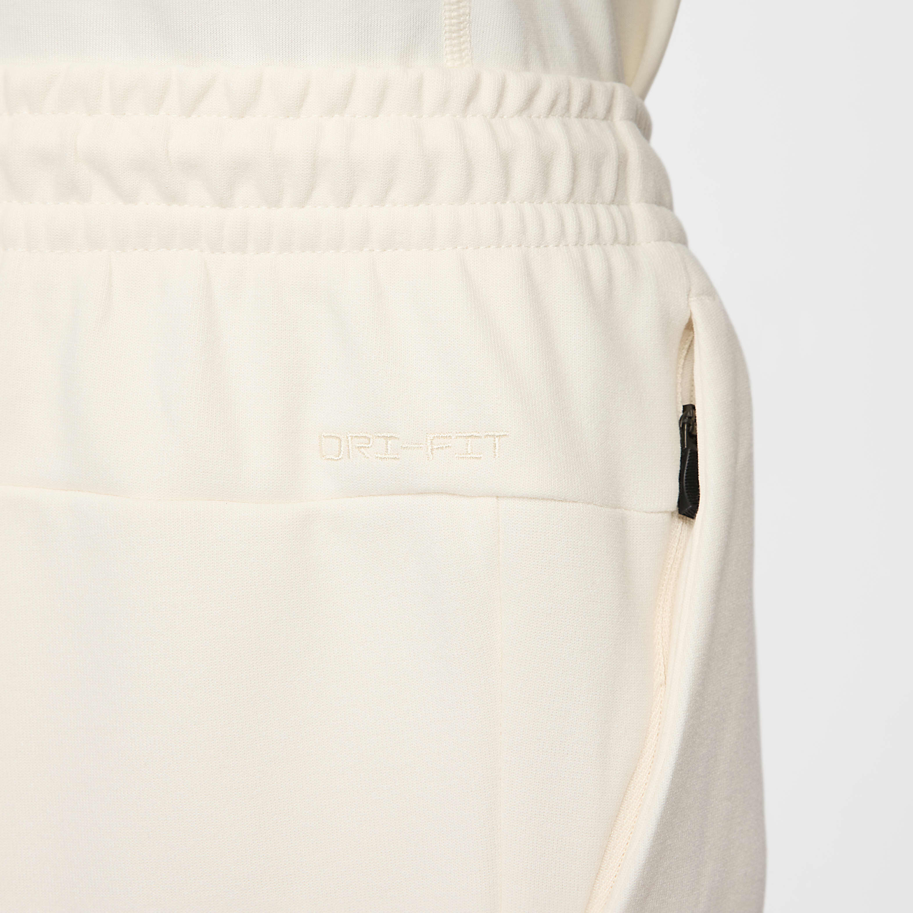 Nike Primary Fleece image number 4