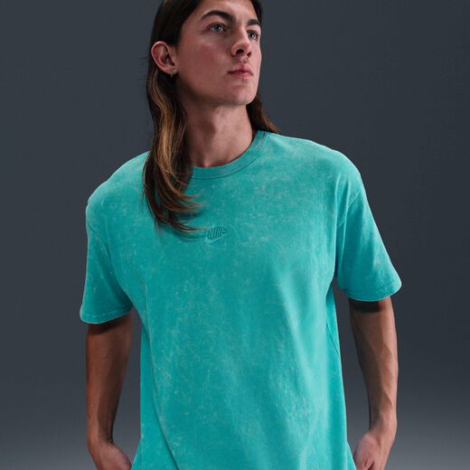 Nike Sportswear Premium Essentials Nike Sportswear Premium Essentials