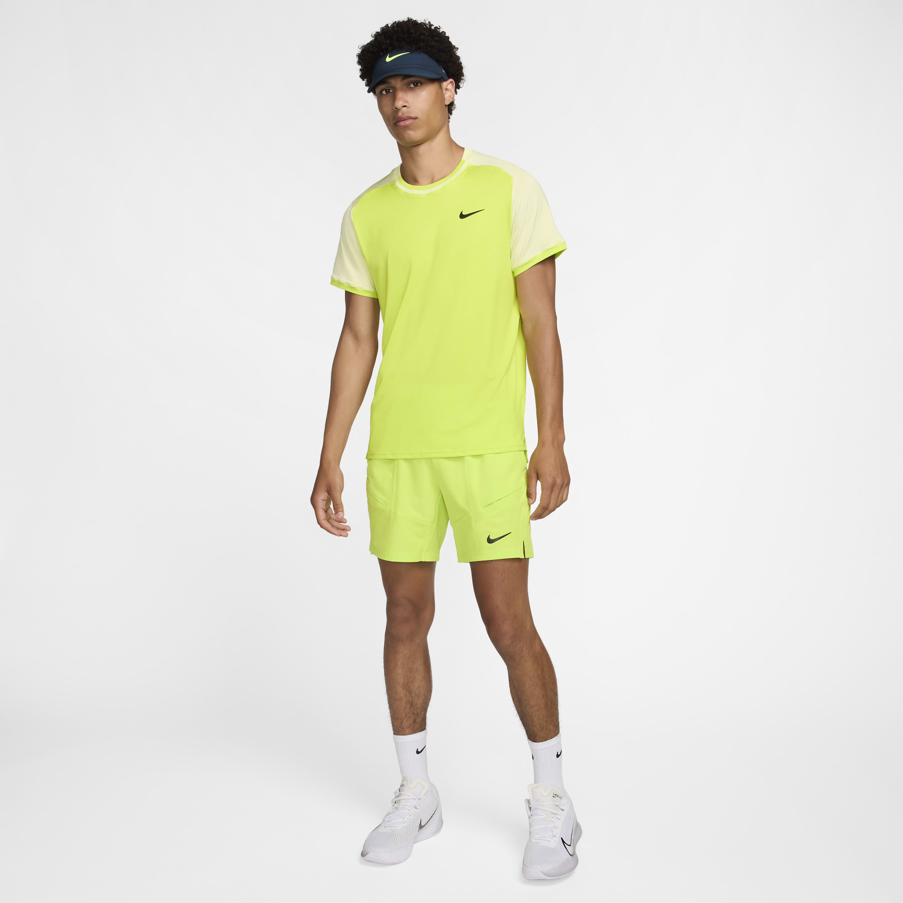NikeCourt Advantage image number 6