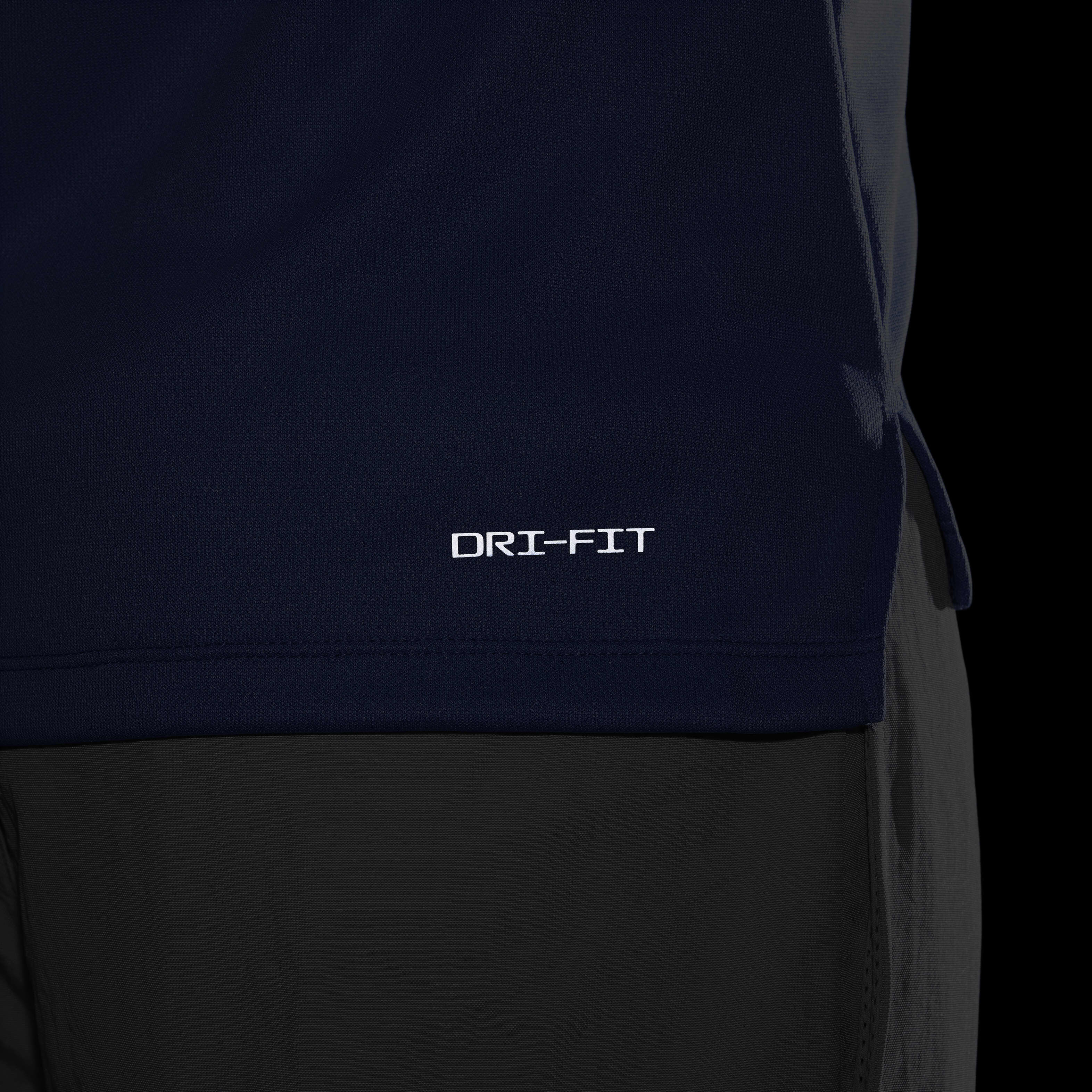 Nike Dri-FIT Multi Tech image number 9