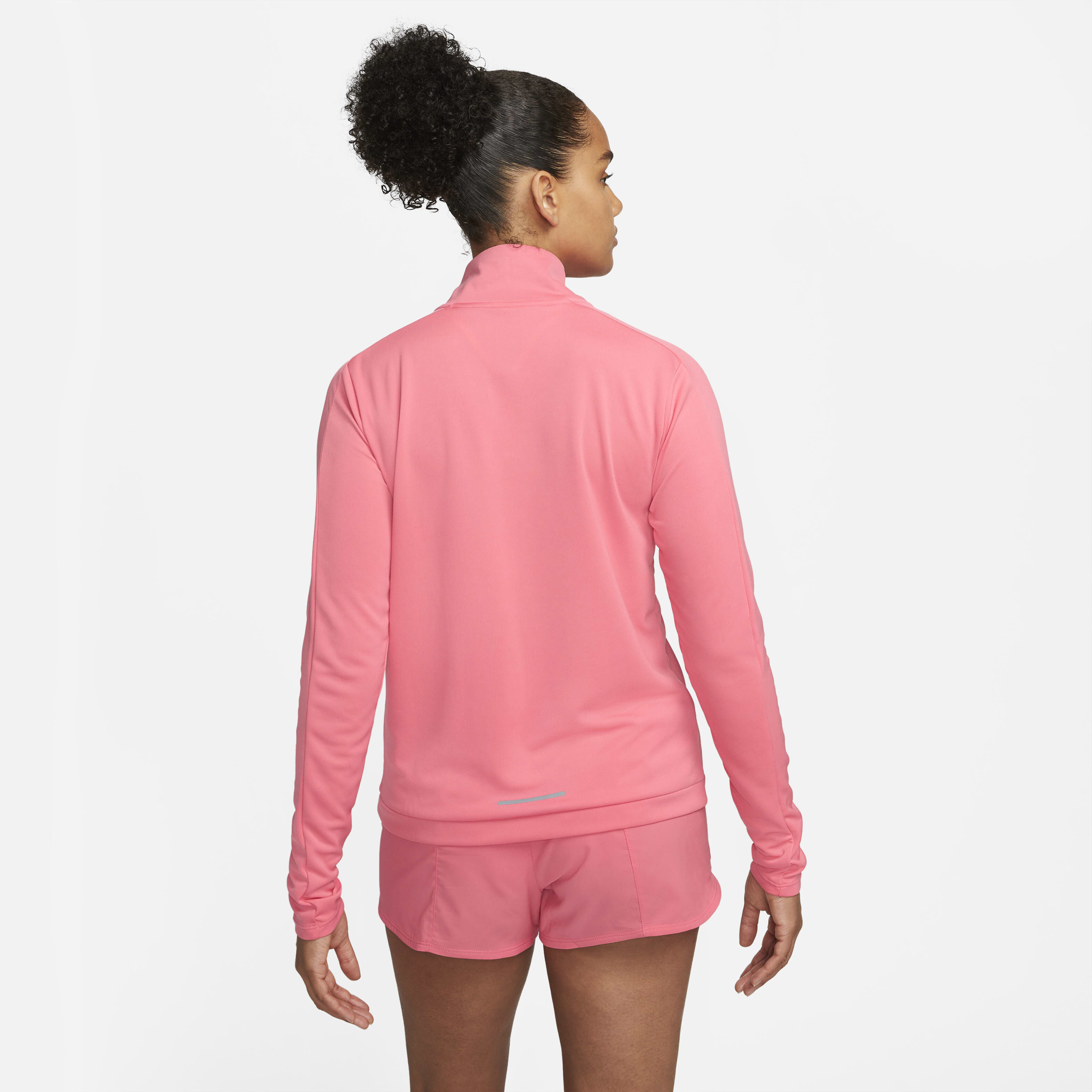 Nike Dri-FIT Swoosh image number 1