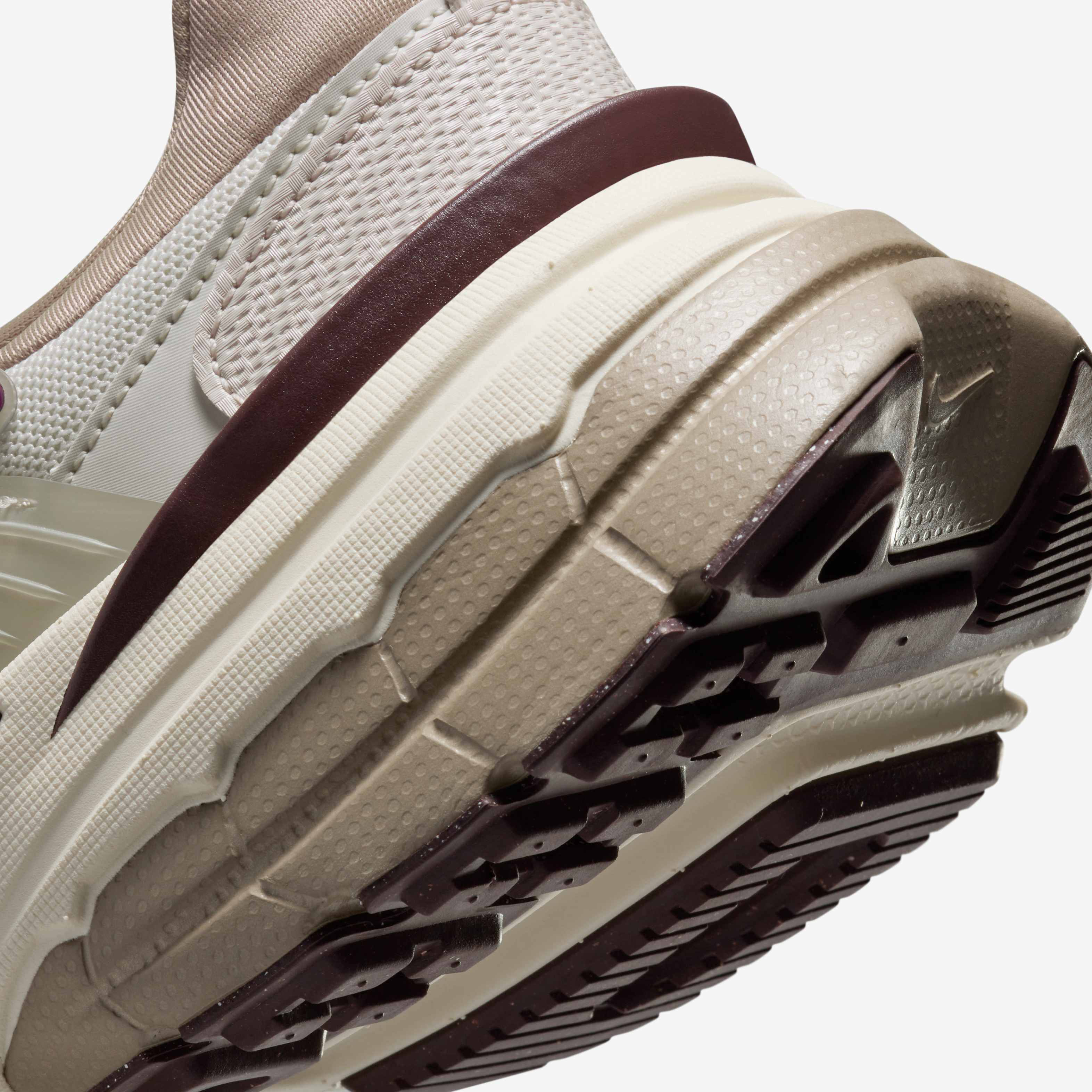 نايكي V2K رن image number 8