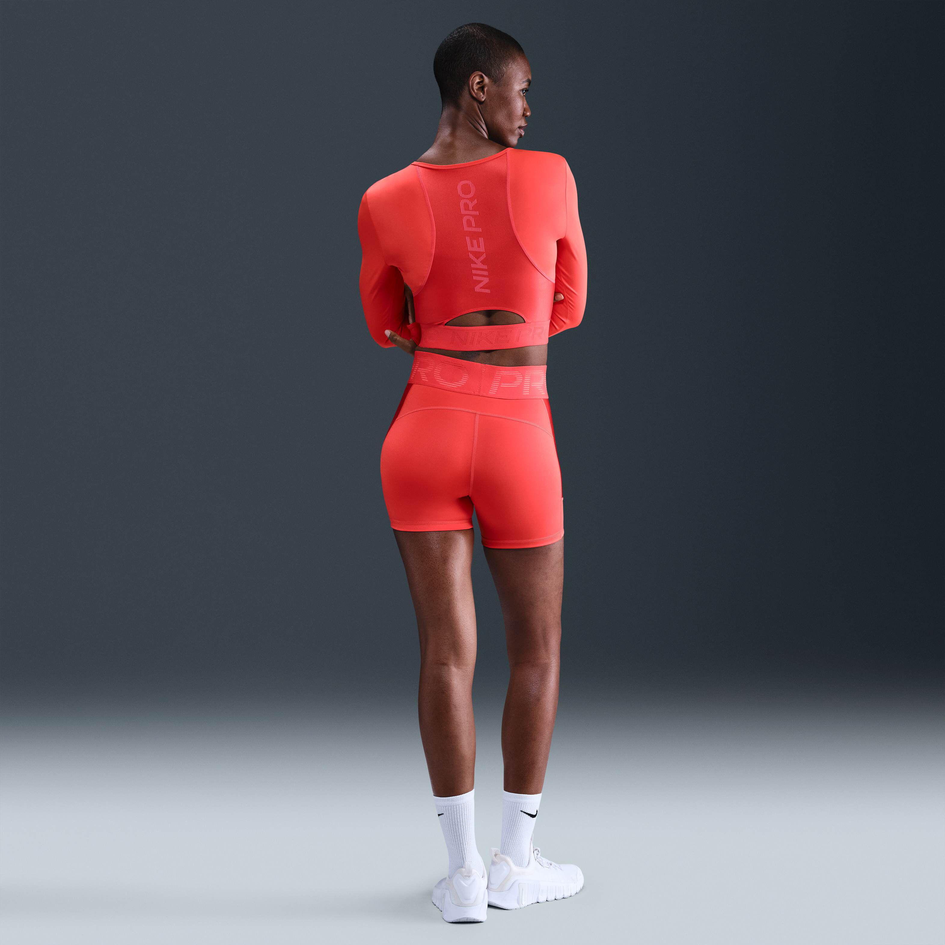 نايكي برو image number 4