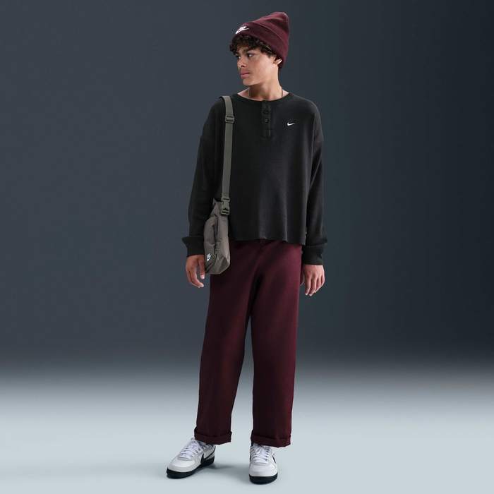 نايكي سبورتسوير ميترو جراوند image number 3 نايكي سبورتسوير ميترو جراوند image number 3