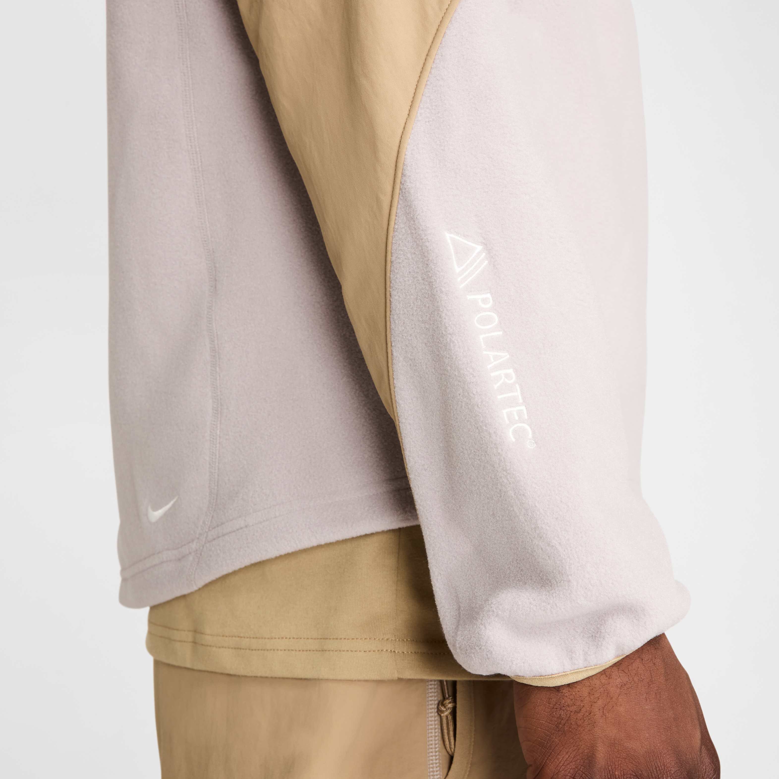 نايكي ايه سي جي 'وولف تري' بلس image number 6