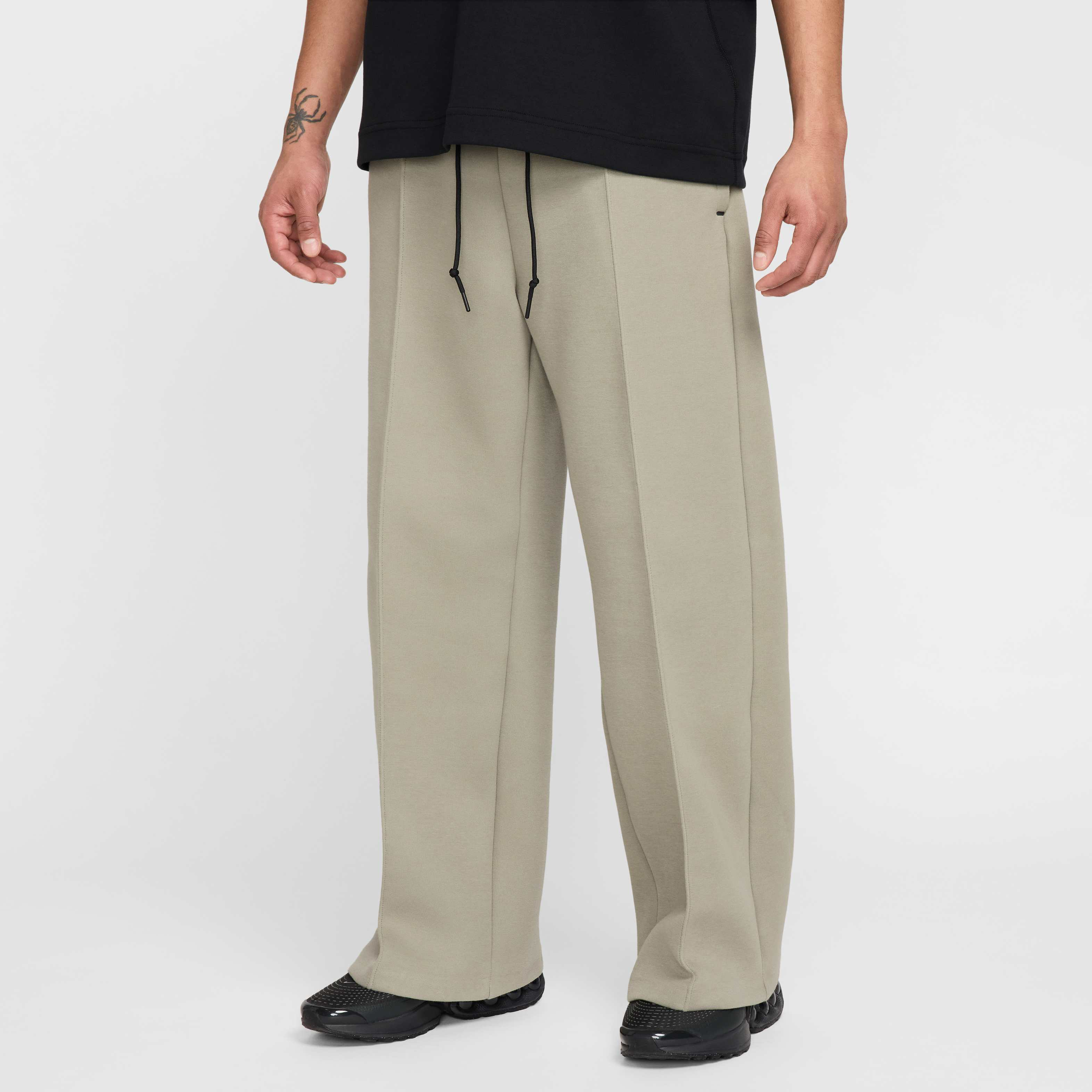 Nike Tech image number 0