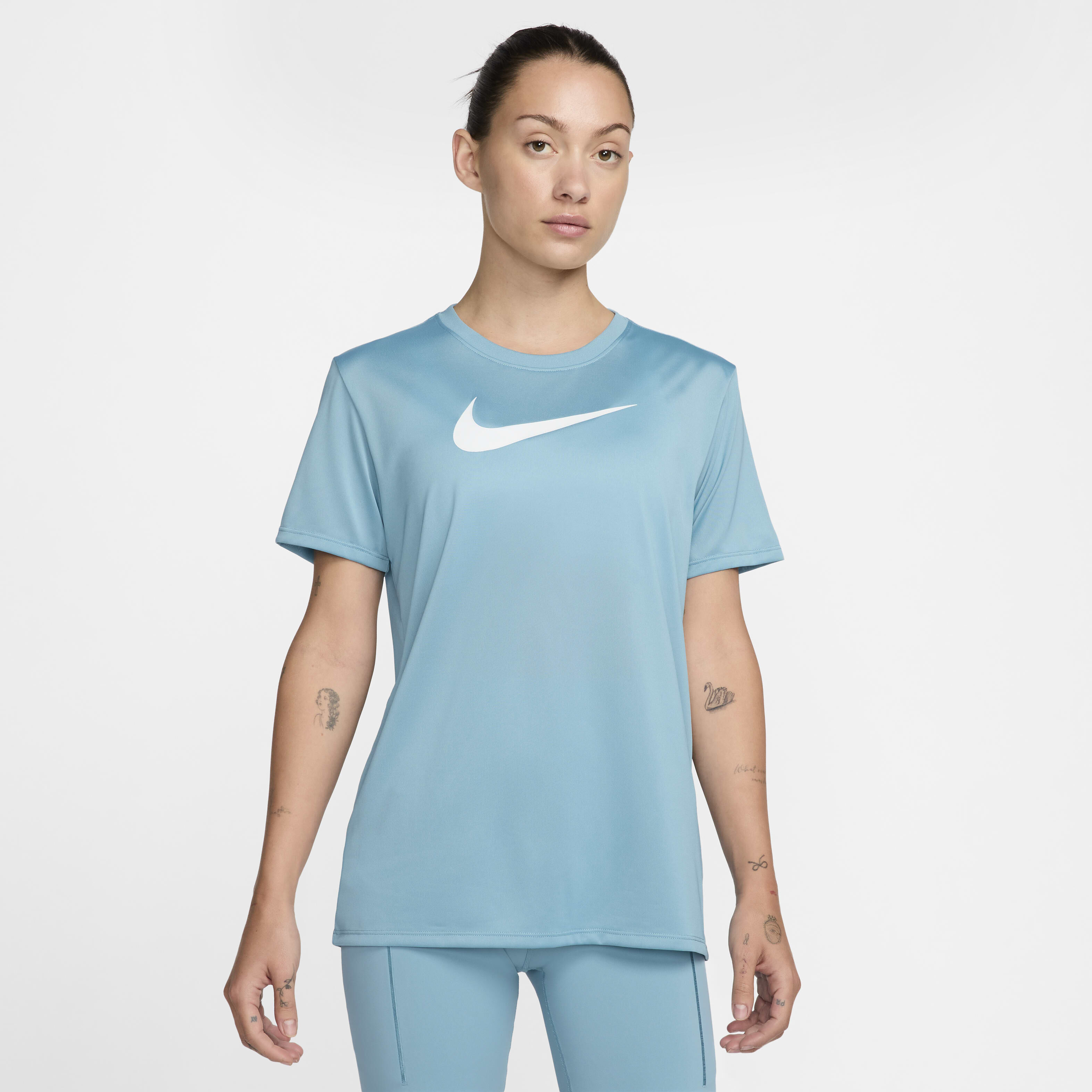 turquoise nike shirt womens