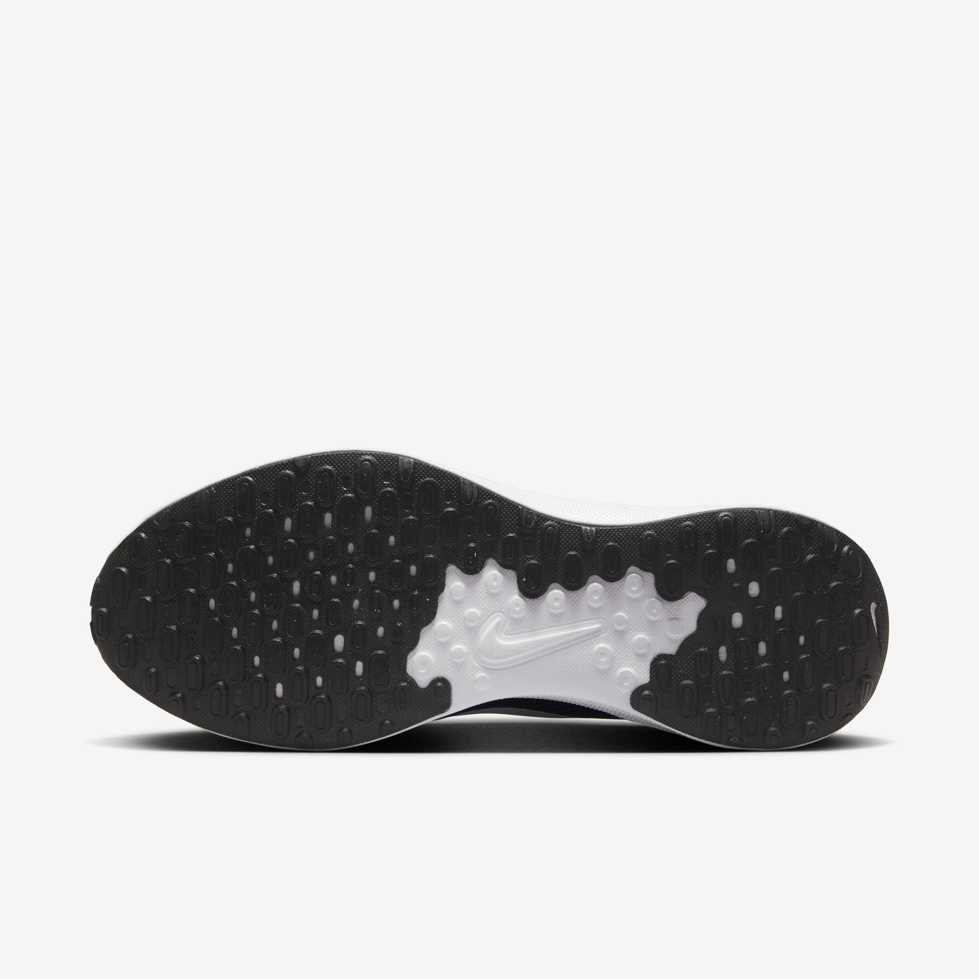 Buy Nike Revolution 7 Men s Road Running Shoes Nike Saudi Official