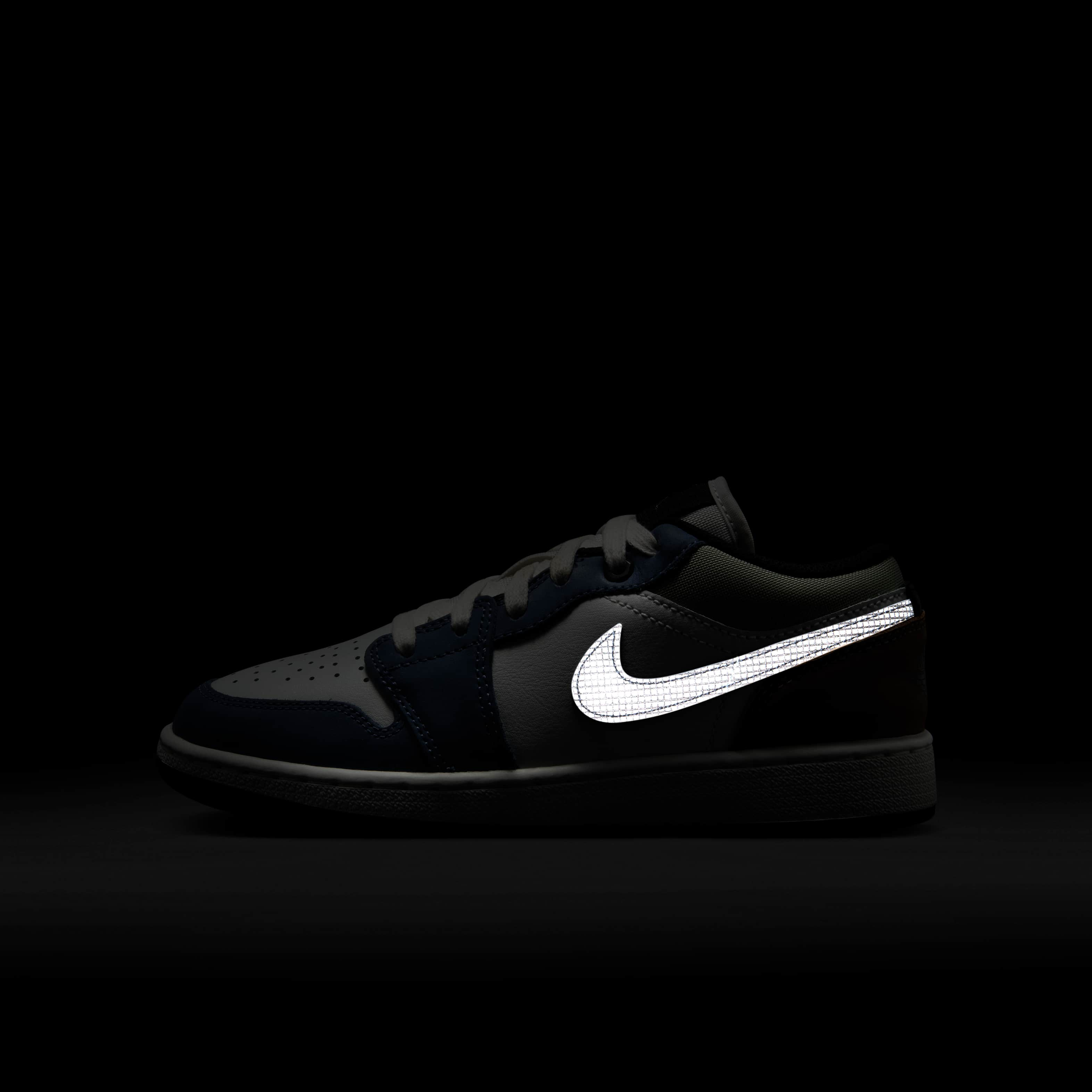 Air Jordan 1 Low image number 9