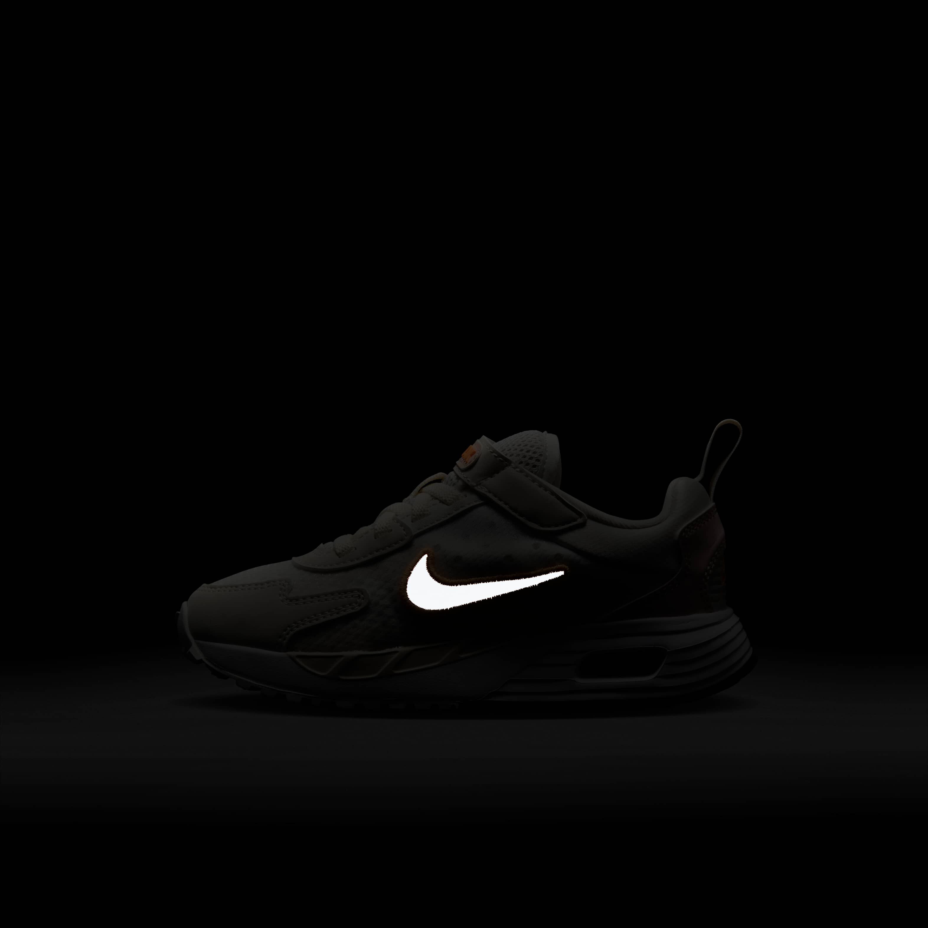 Nike Air Max Solo image number 9