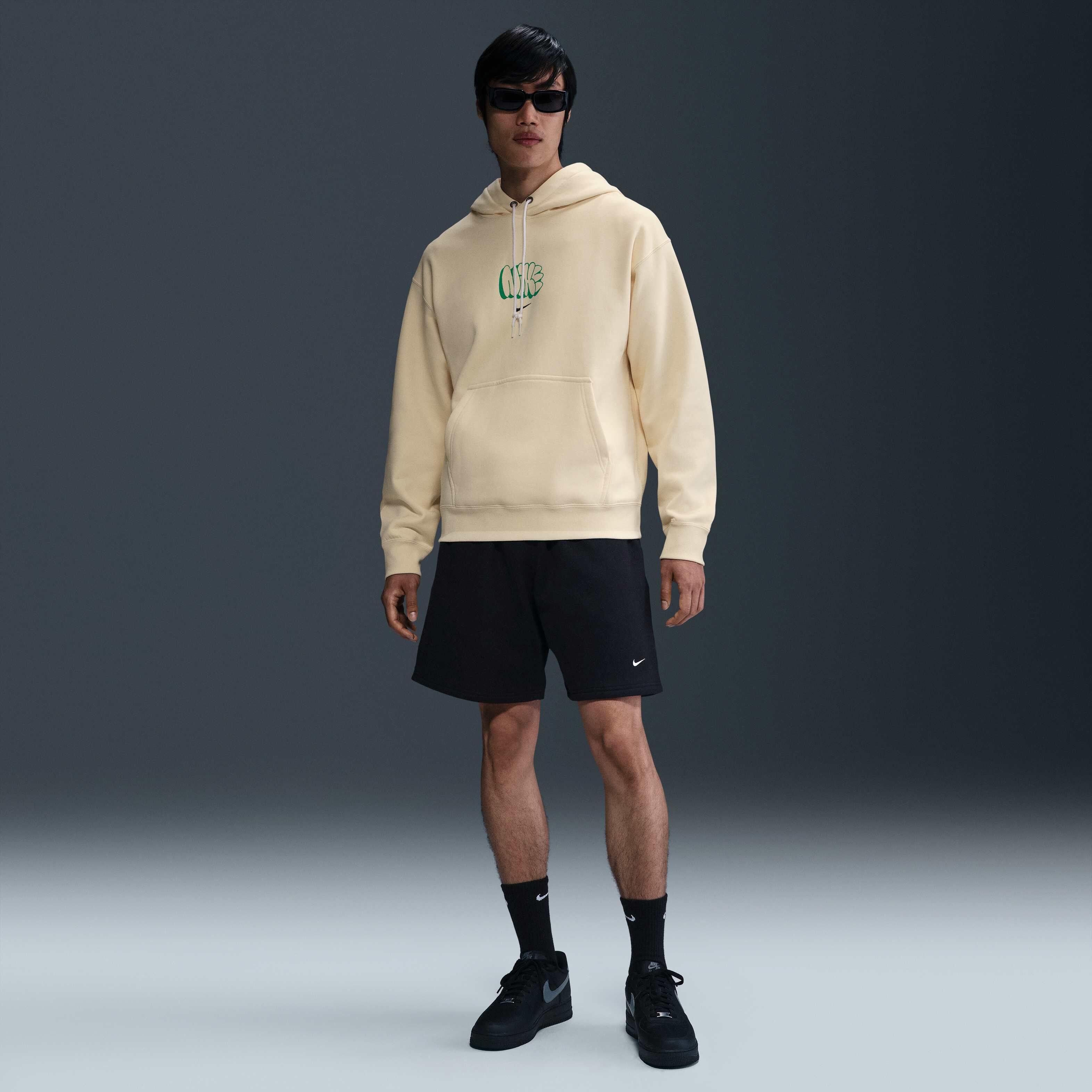 関税込★Nike Solo Swoosh Fleece Hoodie 国内発送 Nike's Solo Swoosh Hoodies Start at Just $46 Right Now