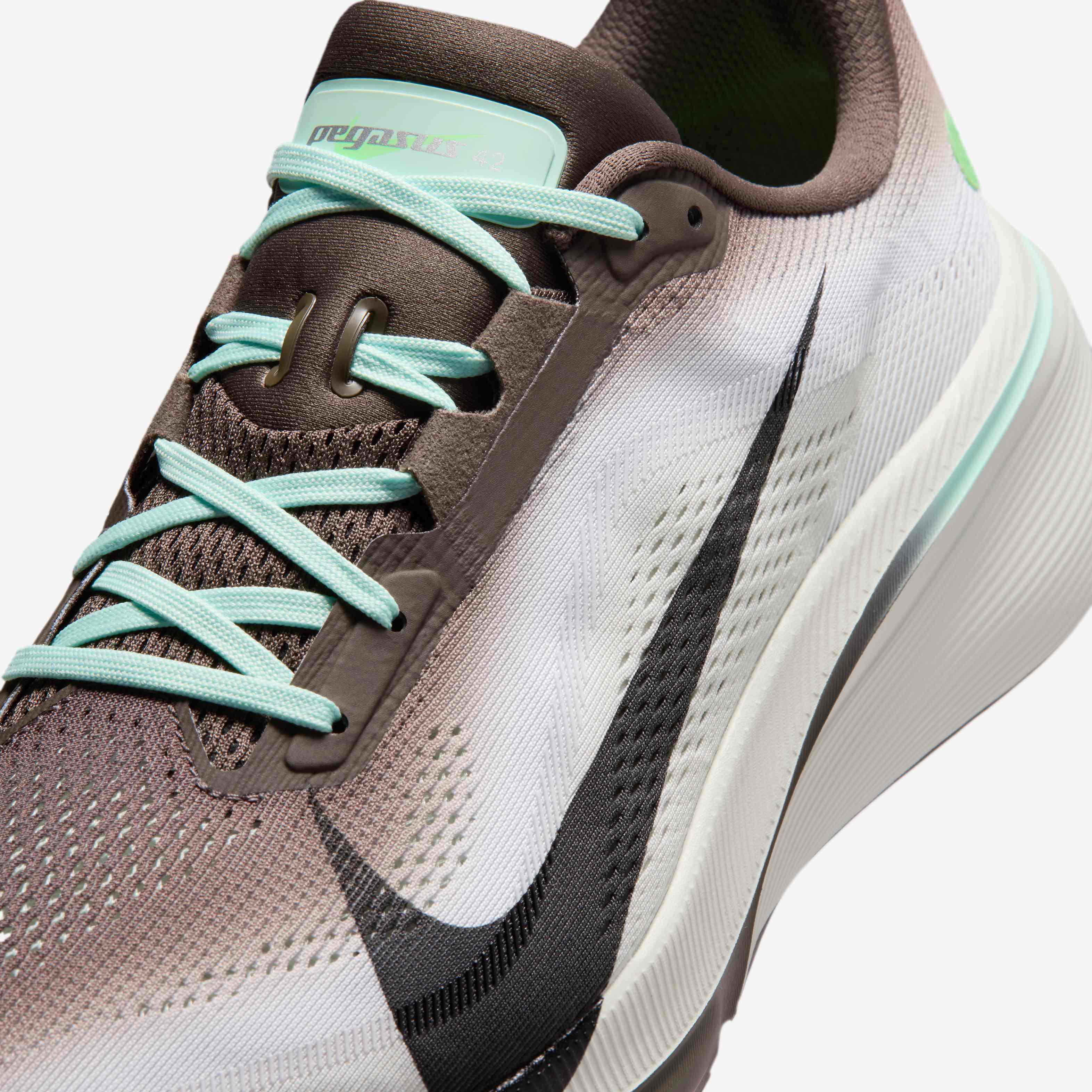 Nike Pegasus 42 image number 6