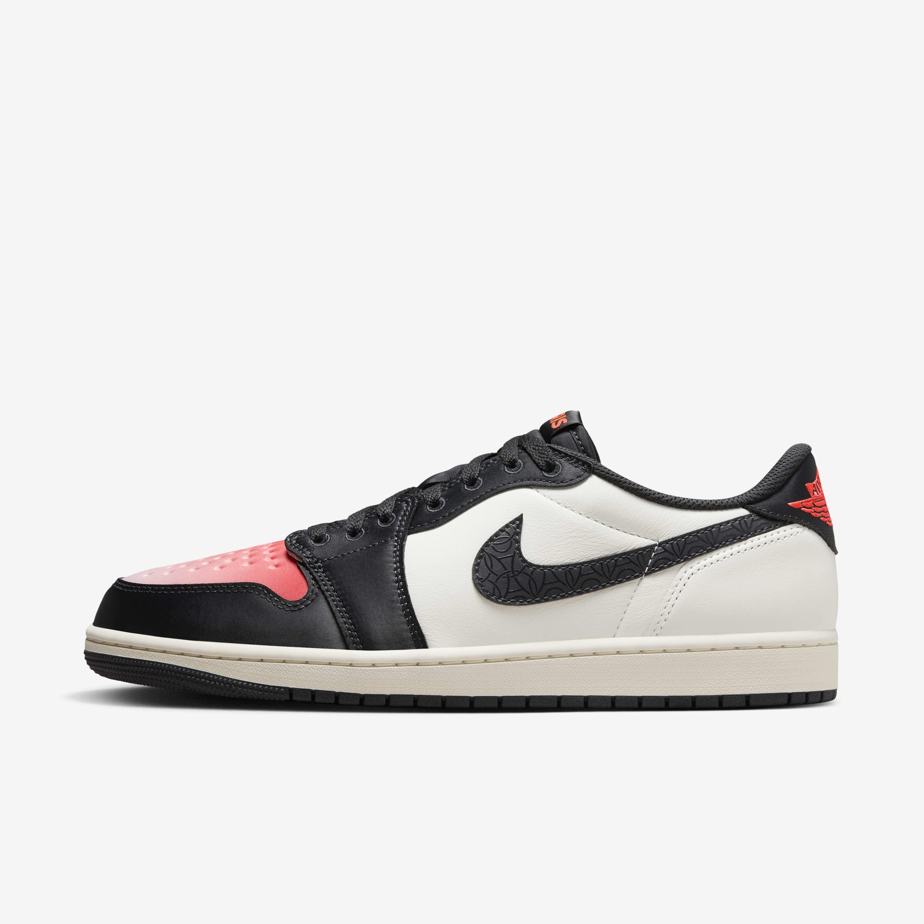 Buy Air Jordan 1 Retro Low Paris Saint Germain Men s Shoes Nike Saudi Official