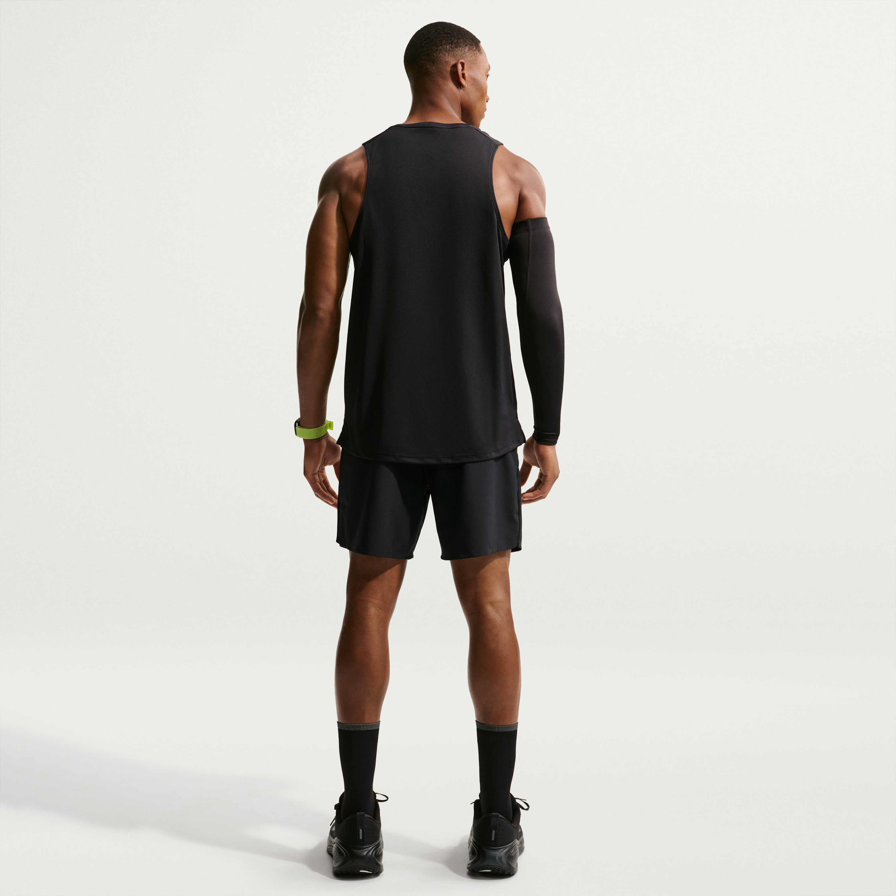 Nike Miler image number 4